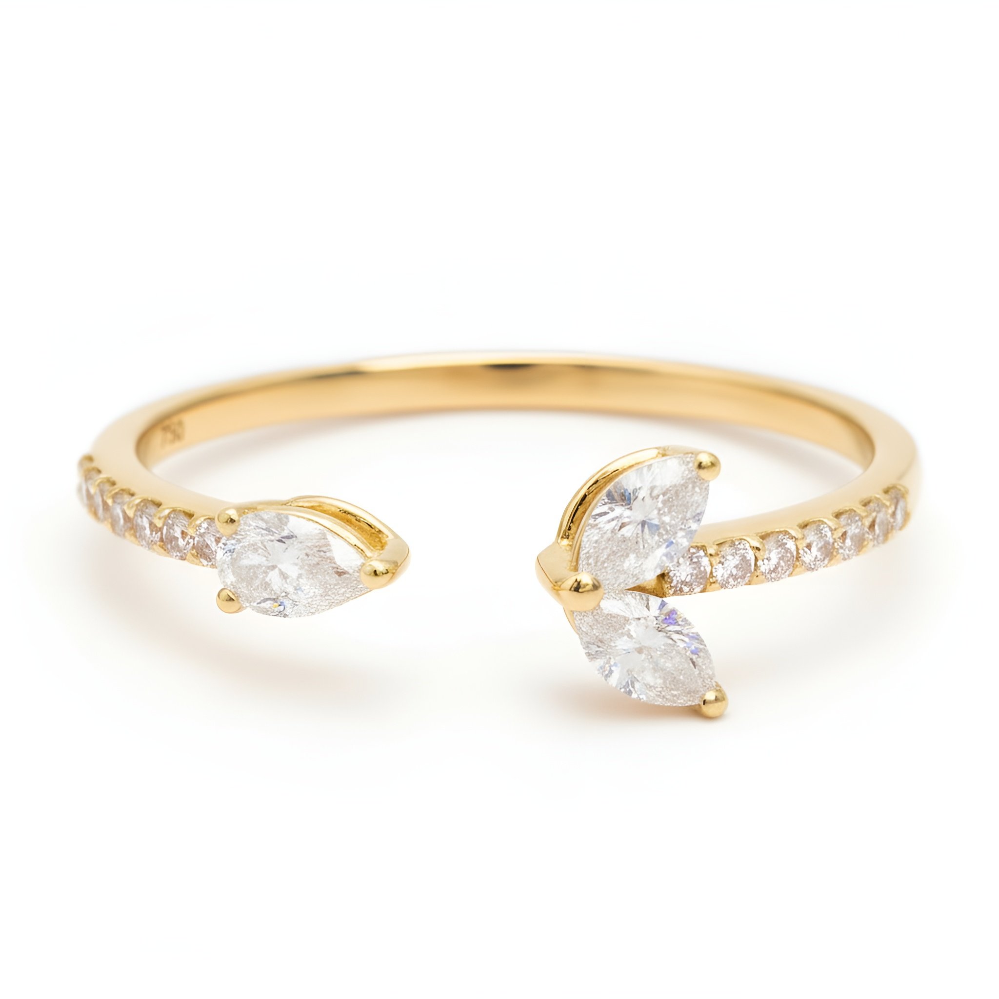 Shooting Star Royal Pear-Cut Diamond Ring
