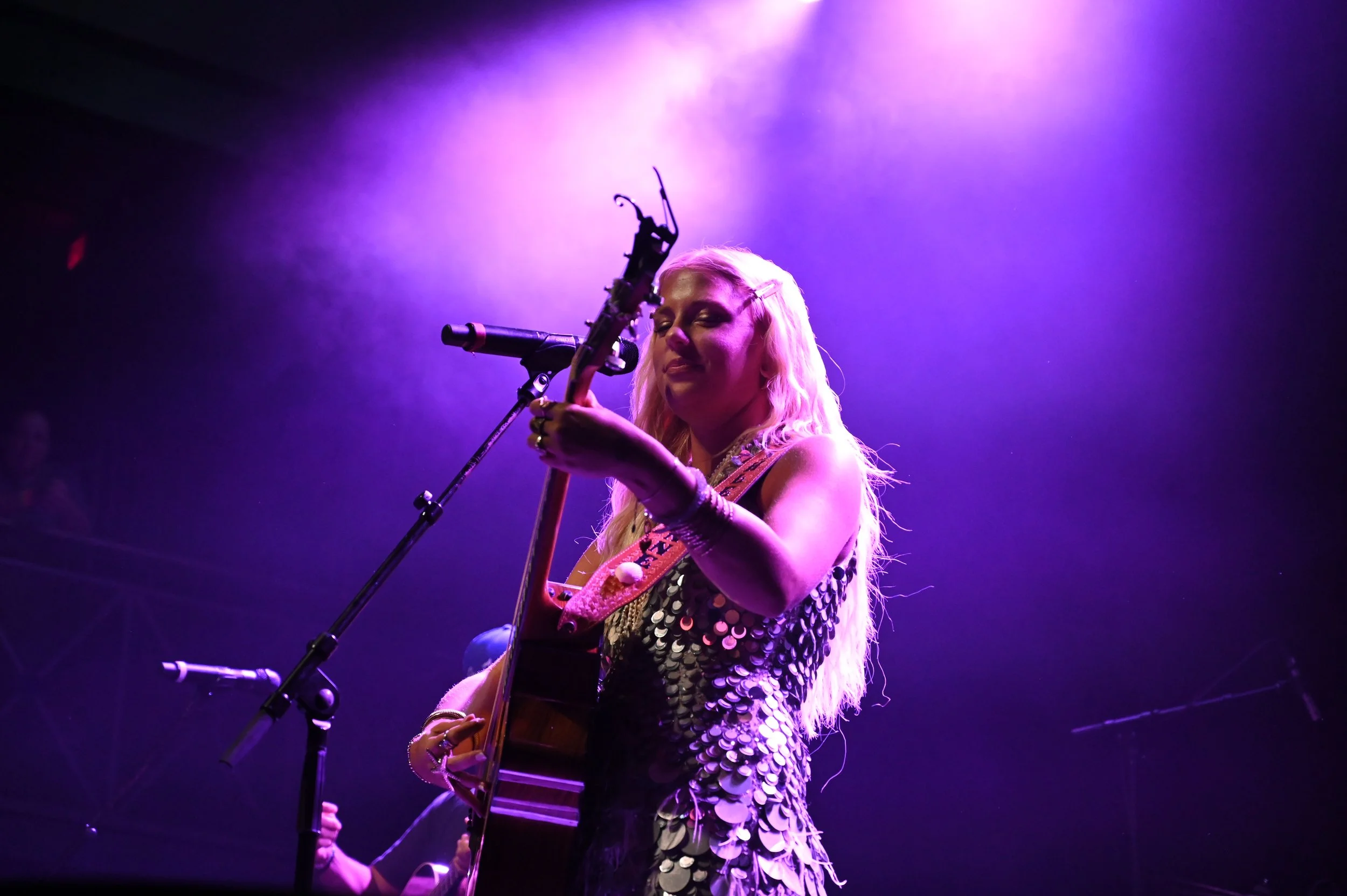 Ashley Anne (I Need a Truck Tour)