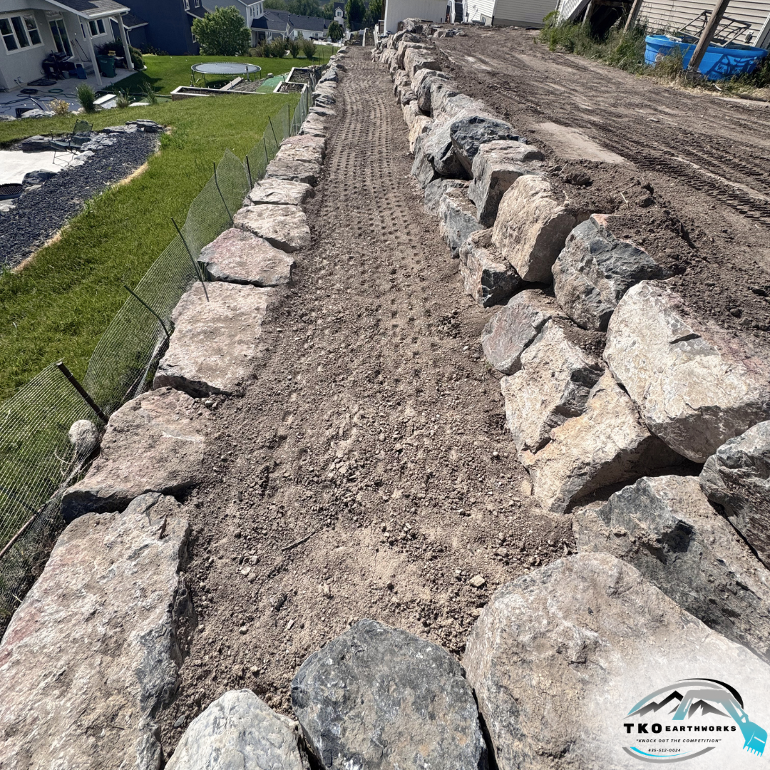 Hyde Park Rock Wall - Back Yard