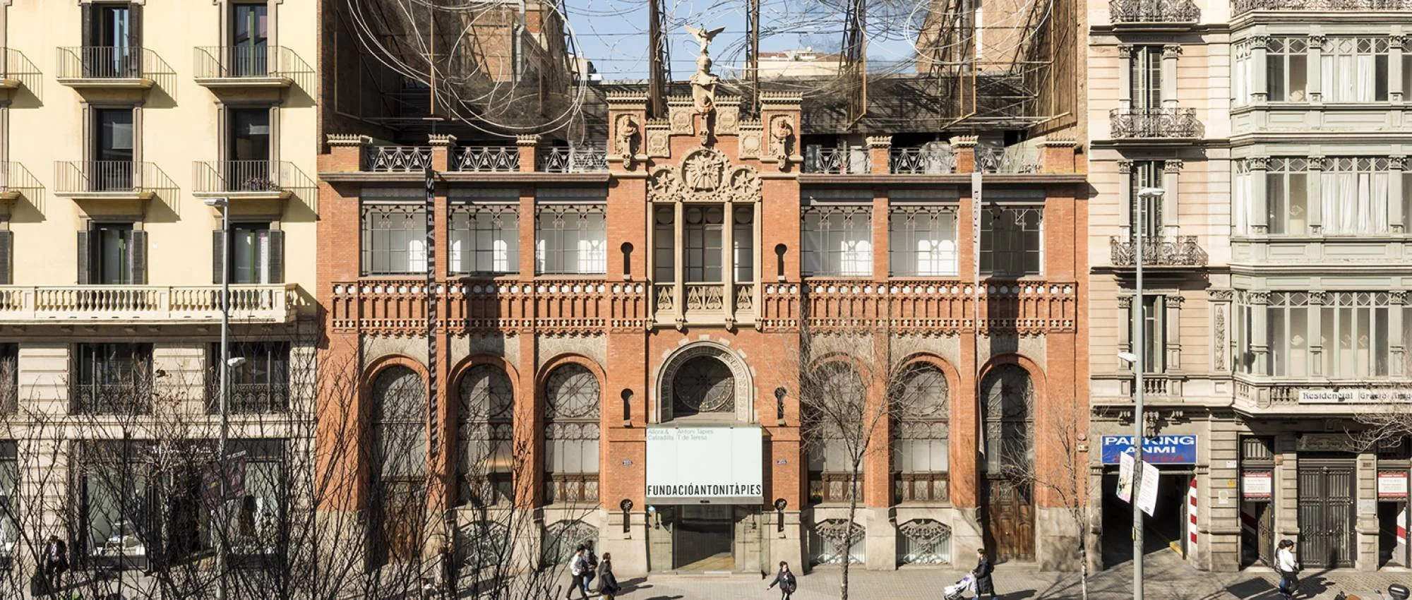 1._facana_de_la_fundacio_antoni_tapies_c_roberto_ruiz_2023.jpg