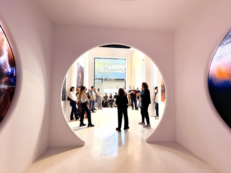 LOAD Gallery