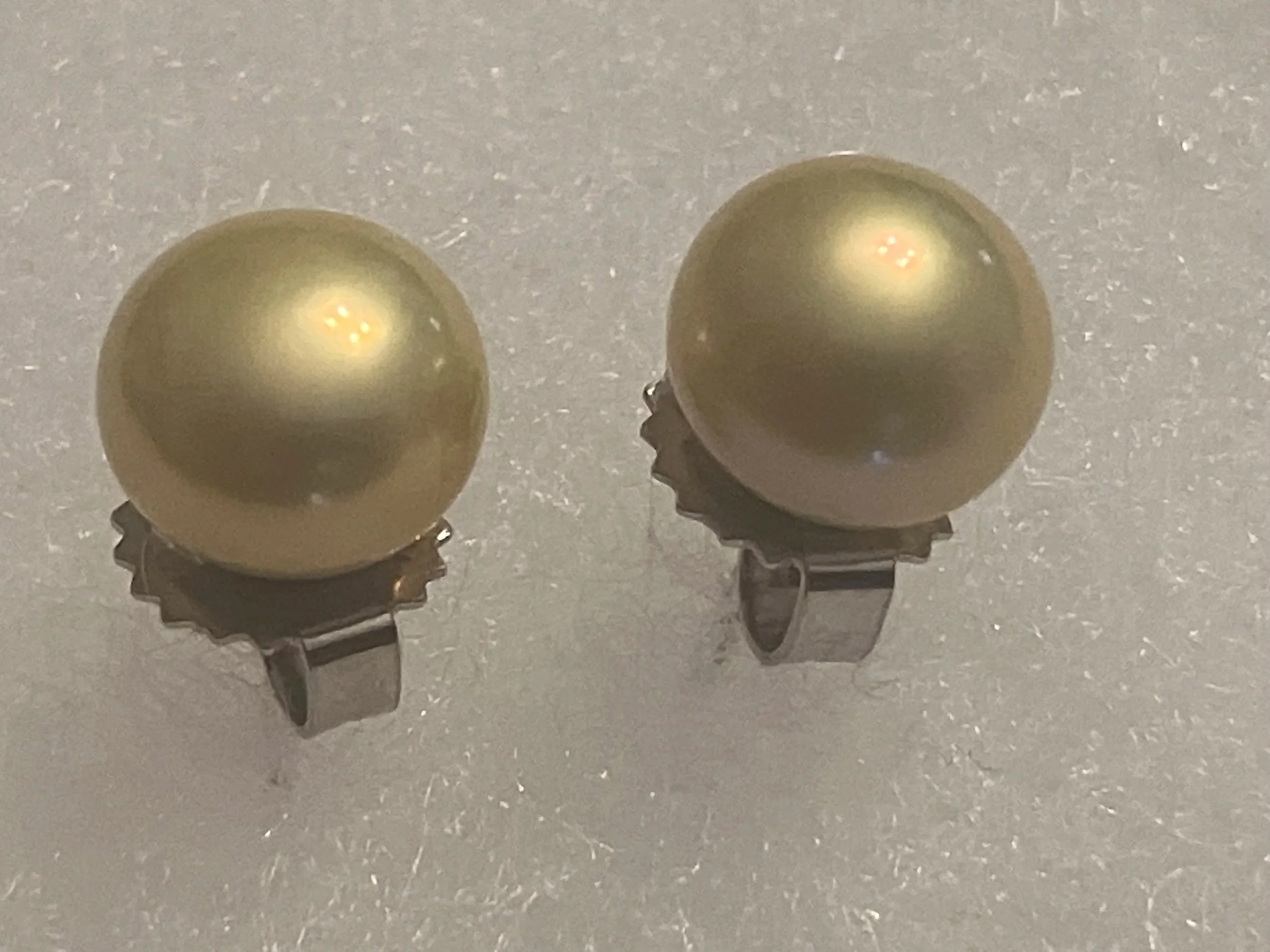 Genuine Pearl & Silver Ear Studs - Color Gold