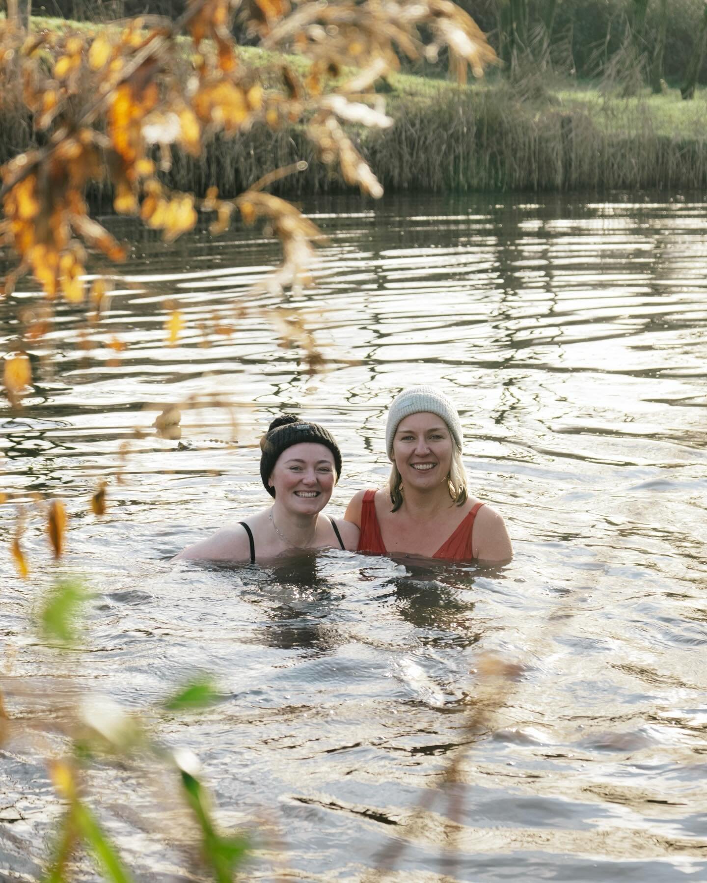 🌞🌿

It was lush to spend one of the last days of the year filming at @be_still_retreat hidden away in the Wiltshire countryside