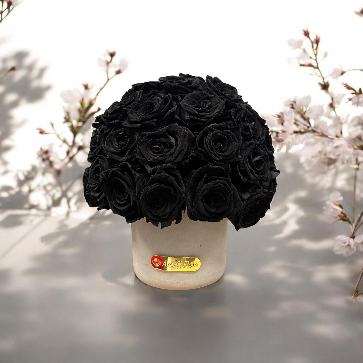 Cement Vase Black (c).jpeg