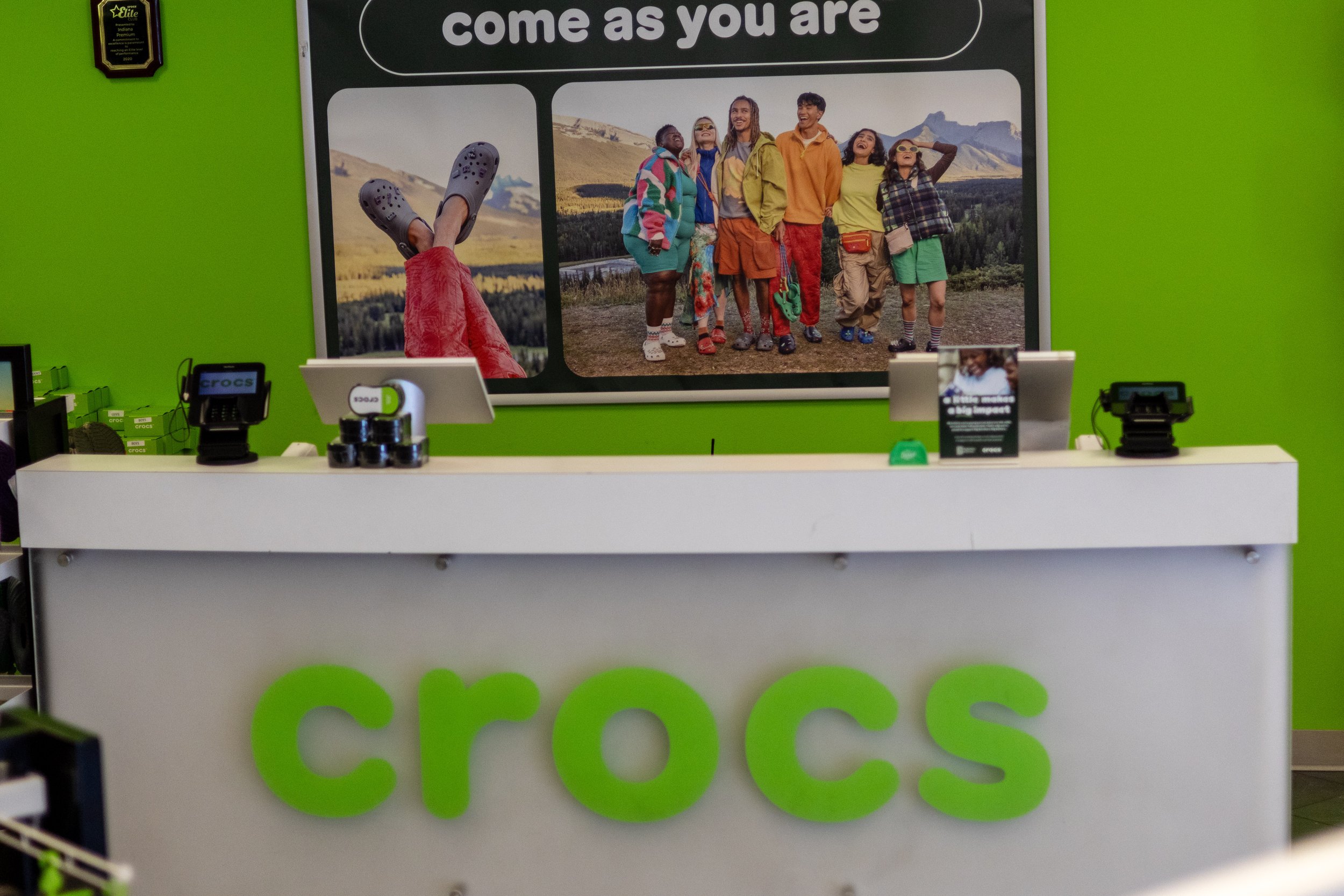 Croc Store-36.jpg