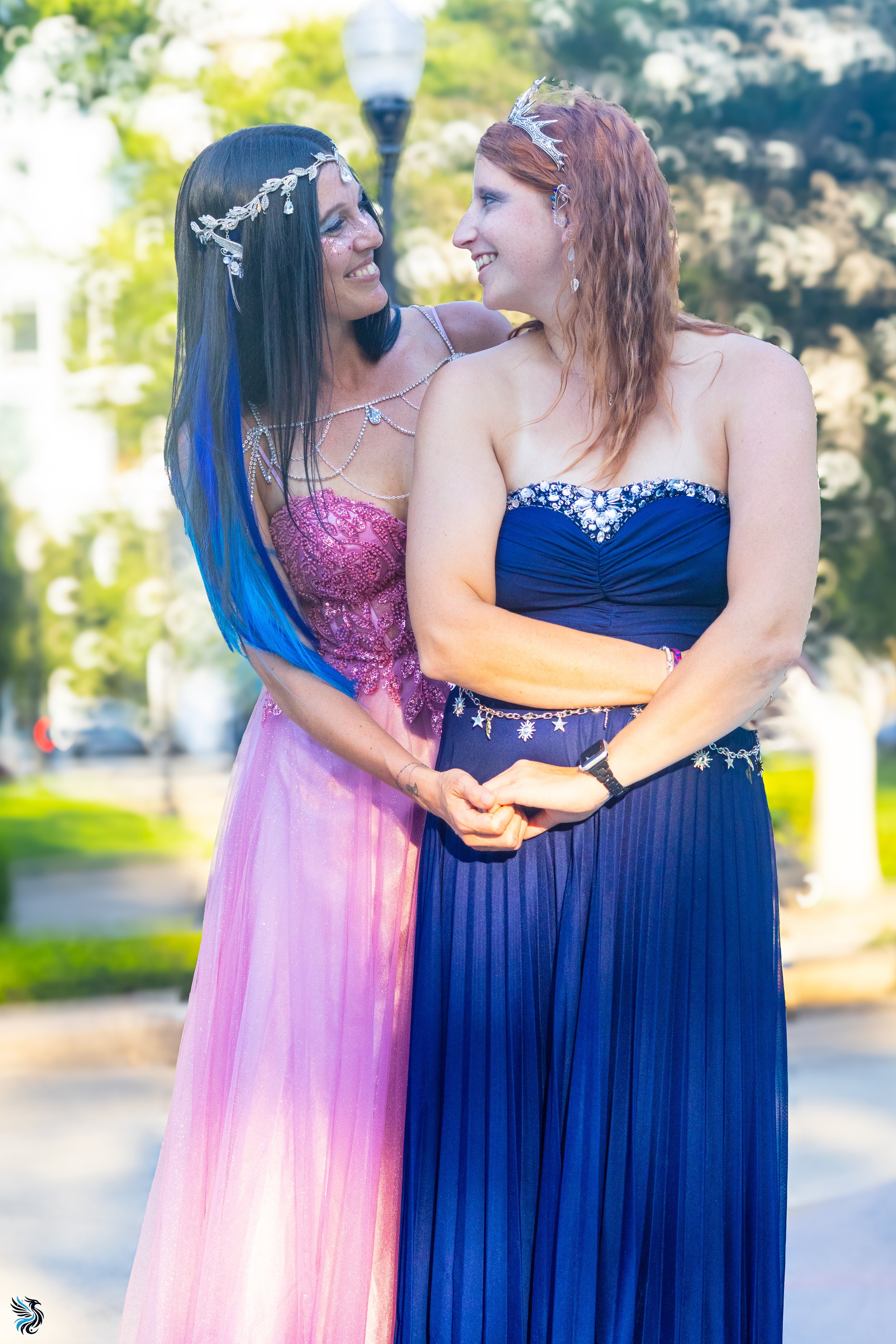 Rachel & Kaitlyn Depew Fountain-32.jpg