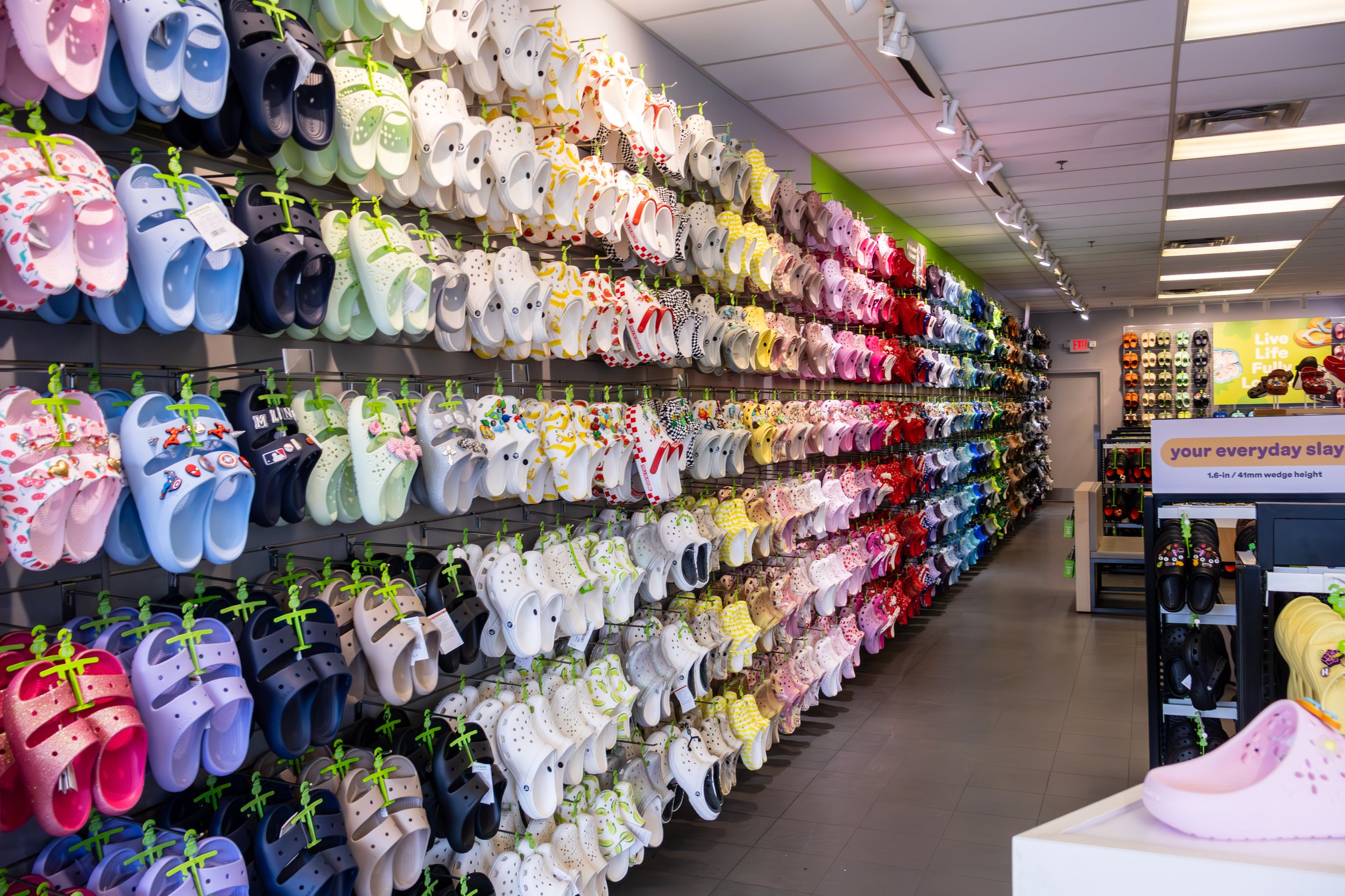 Croc Store-77.jpg