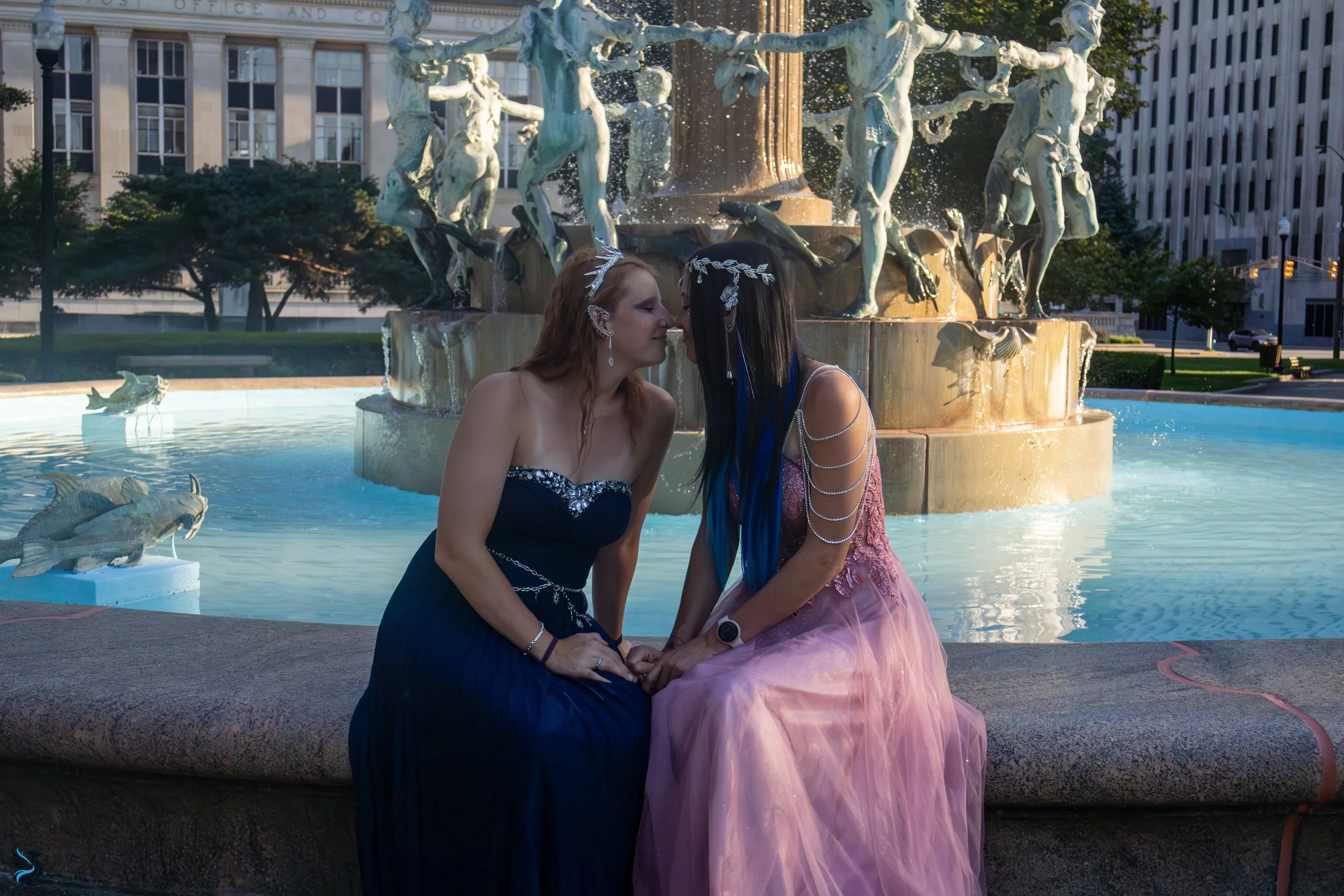 Rachel & Kaitlyn Depew Fountain-8.jpg