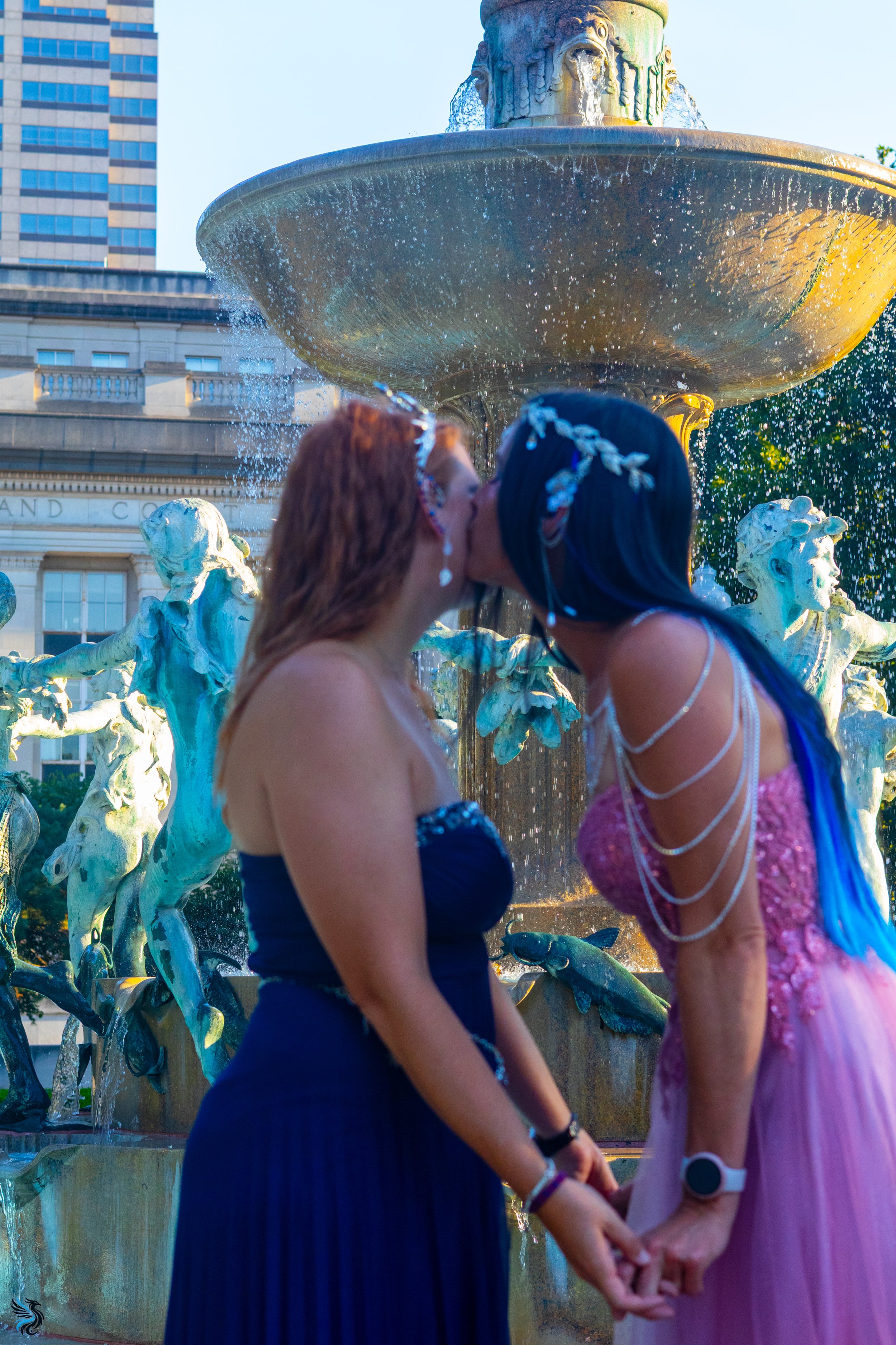 Rachel & Kaitlyn Depew Fountain-29.jpg