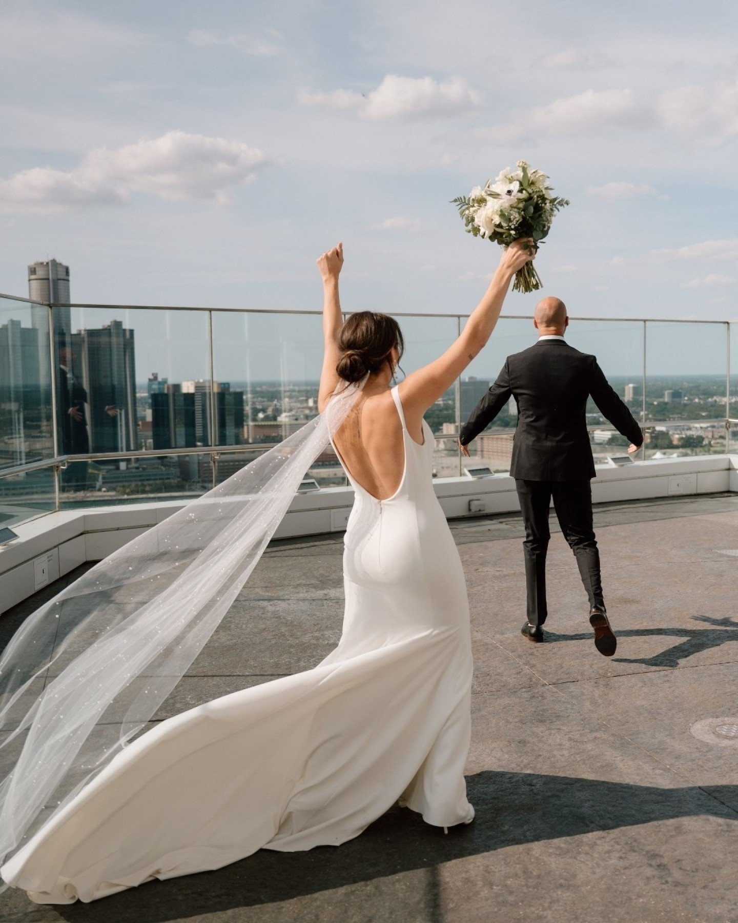 K+W's wedding day was filled with countless beautiful moments. Here's a handful of my favourites, starting with their private cheers of celebration on the balcony after their ceremony (which I snuck in on quietly because those feelings deserved to be