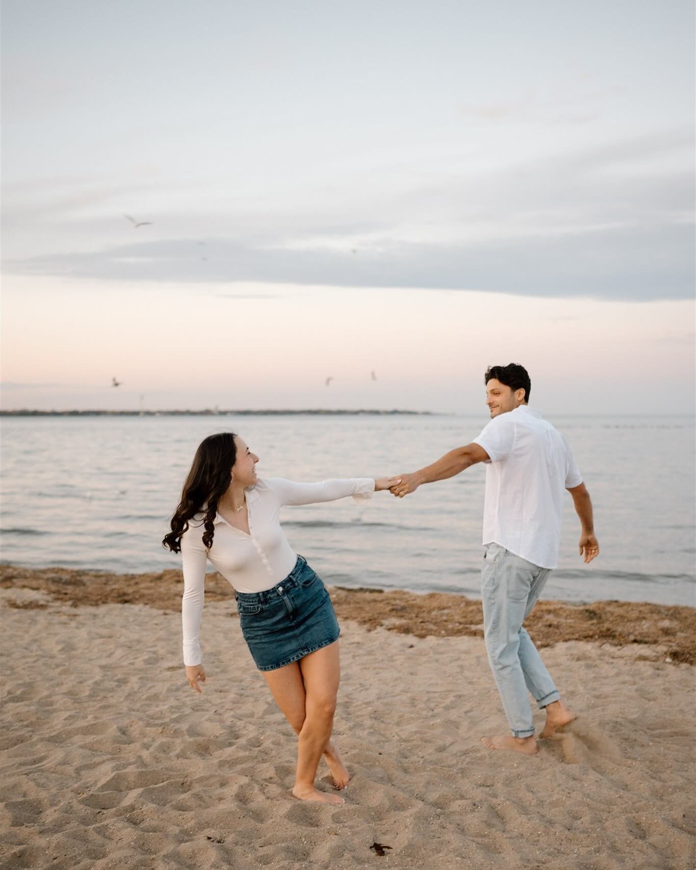 When we work together, know that I&rsquo;m always up for multiple location sessions that help tell your story!

Emily and Ali shared a little about how they met, their favourite spots, and their ideal look for their session - which lead us to designi