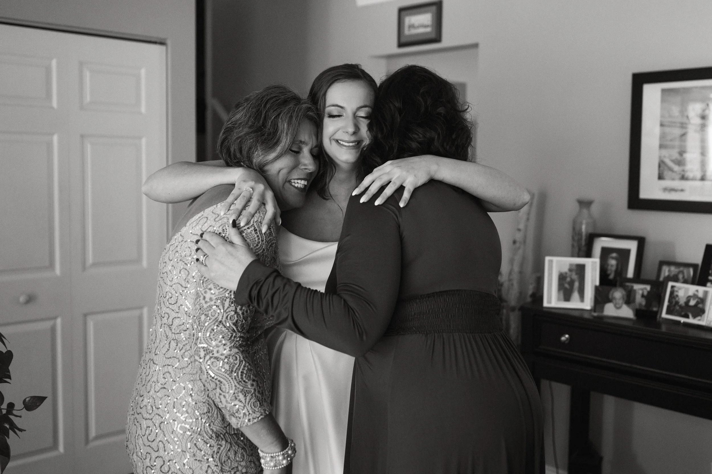 JuliaChrisWedding.WindsorOntario.SarahNicholPhotography-9904-2.jpg