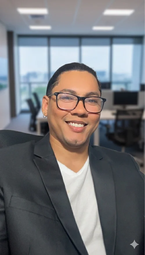 Brian Vásquez — Fundador y CEO de Vancasta