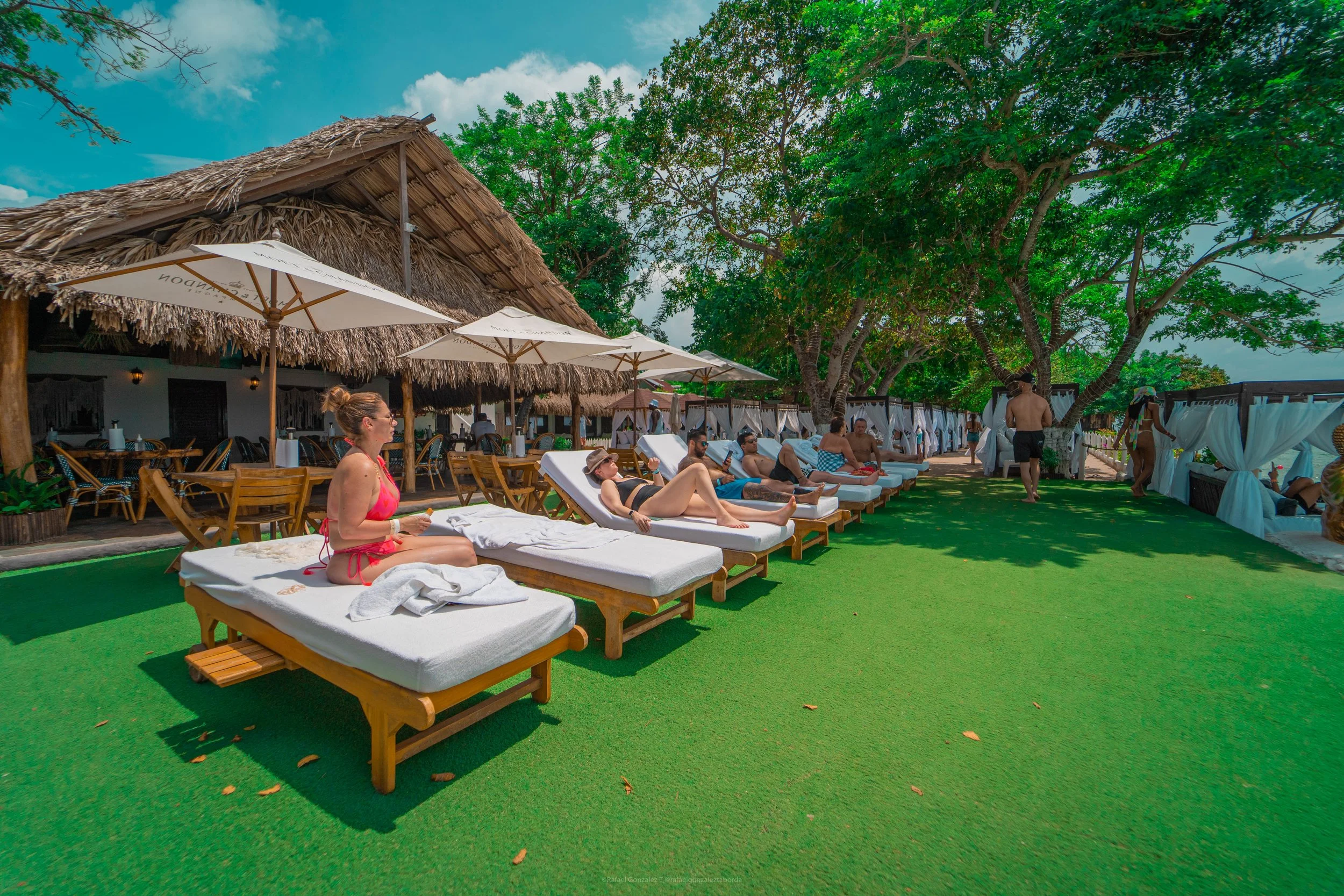 ASOLEADORAS AREA VIP .jpg