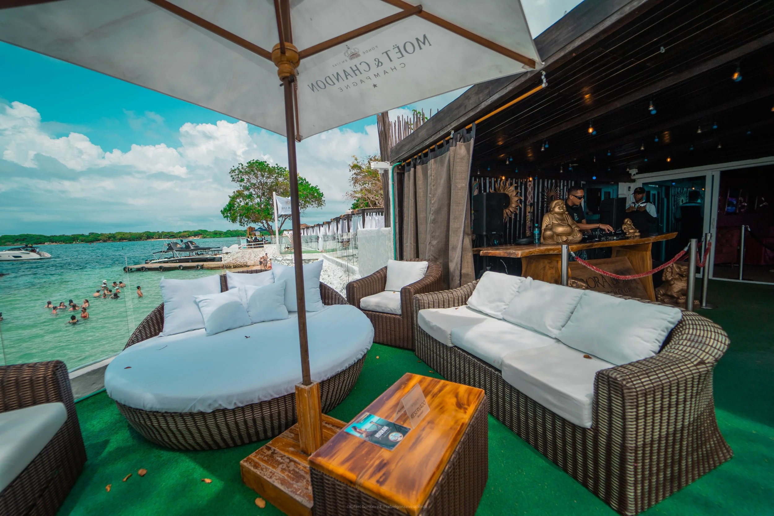 ZONA PREFERENCIAL SERVICIO ADICIONAL .jpg