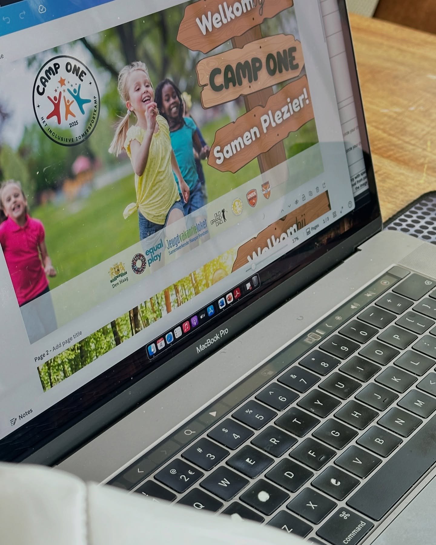 🌞 Camp ONE &ndash; We zijn volop in voorbereiding! 🎨⚽

Dankzij de geweldige steun van onze fantastische donateurs and partners - Jeugdvakantieloket, Stichting Zonnjge Jeugd, Stichting Old Grand-dad, Uniek Sporten, Gemeente Den Haag, Hockey Club Ype
