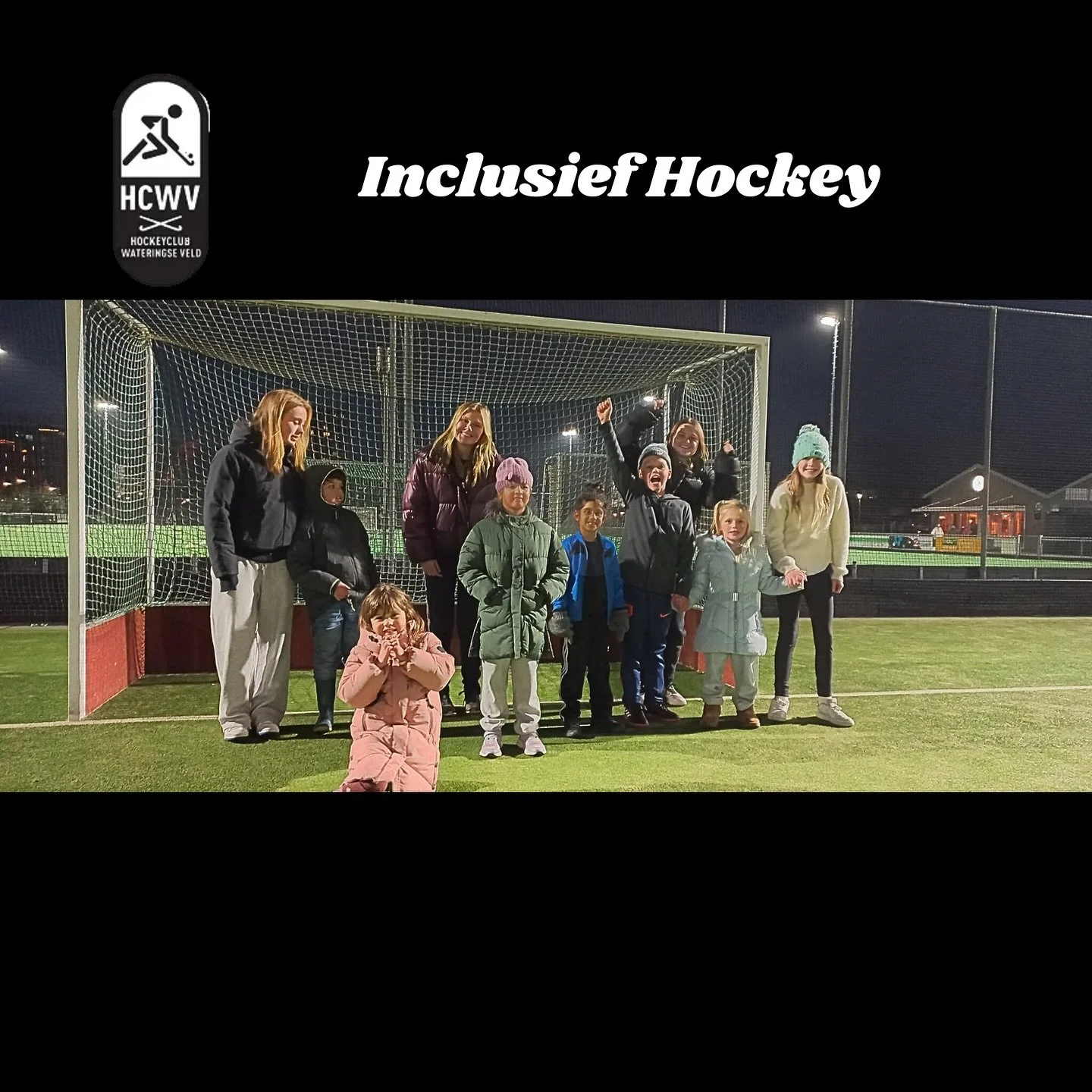 Vier weken inclusief hockey bij HC Wateringse Veld 🎉🏑

Sinds 31 oktober draaide de club een eerste proefperiode voor een inclusief hockeyteam &mdash; waar kinderen met &eacute;n zonder beperking samen konden trainen, leren en plezier maken.

De ene