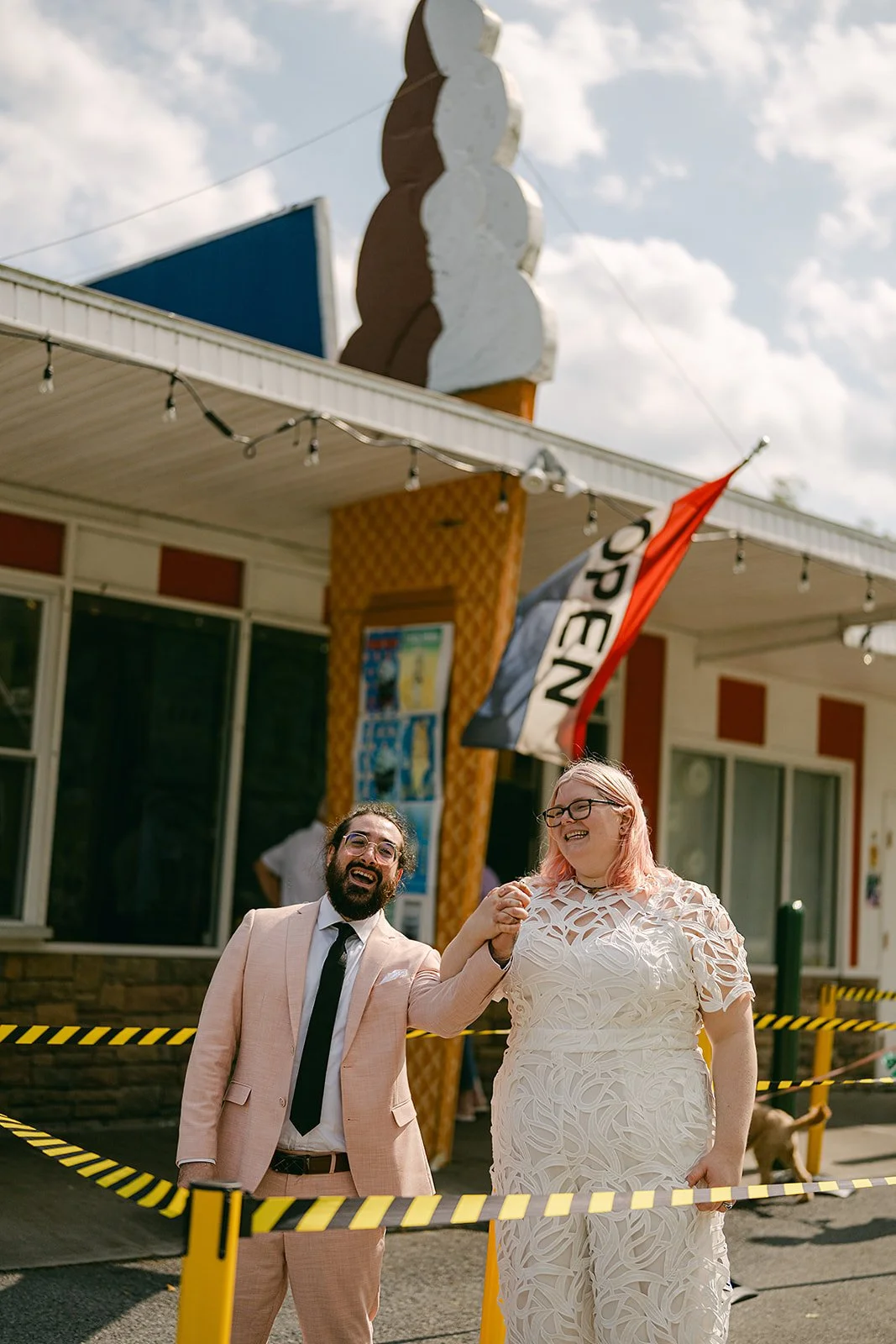 A HUDSON VALLEY ELOPEMENT IN THE WOODS