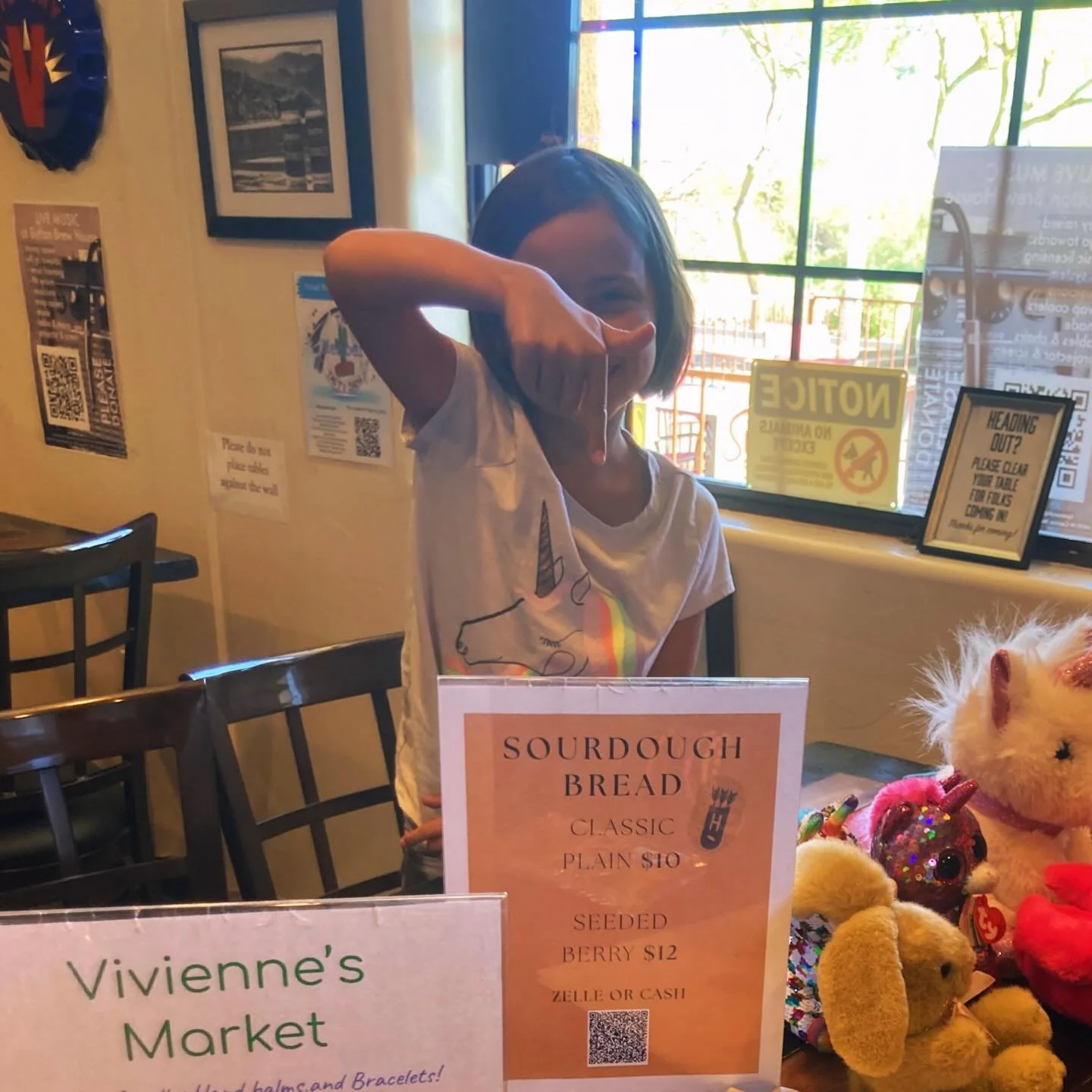 Vivienne&rsquo;s Market open today 3/19 until 8pm. Limited Hunters Sourdough Loaves Available.

Bluegrass Music with the Ranch Dogs at 6pm plus food from Brazilian Delights.