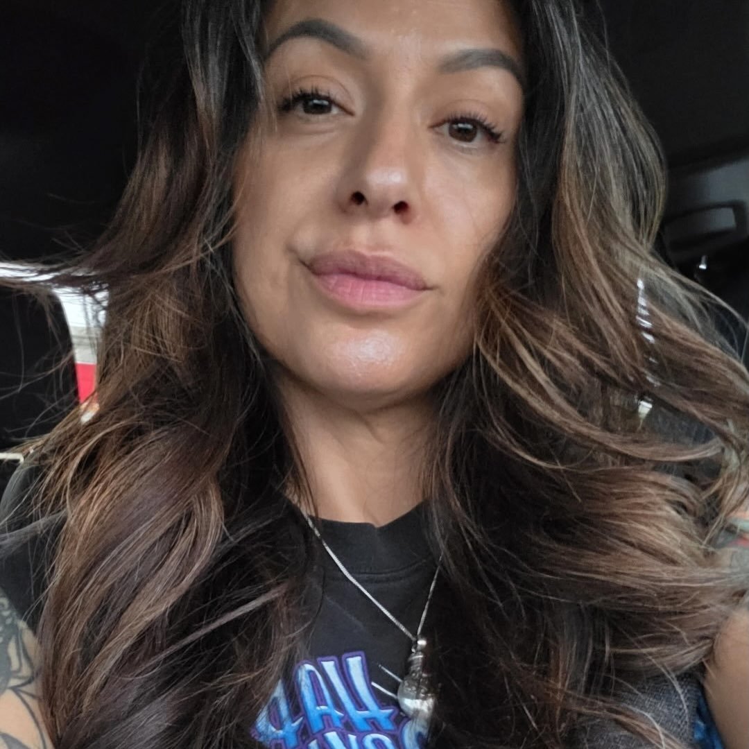 Hang with Jessica 12-5pm then Mike from 5-10pm

08.28 Fri Open 12-10pm
4-5pm Hoppy Hour 
25% off Pitchers
5pm 🏈 Seahawks at Chiefs 
6pm 🎤 Music: Nate Westbrook | 🍴Food: Mamuchi&rsquo;s Kitchen