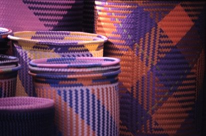 30 03  733 39th st flea mkt baskets.jpg