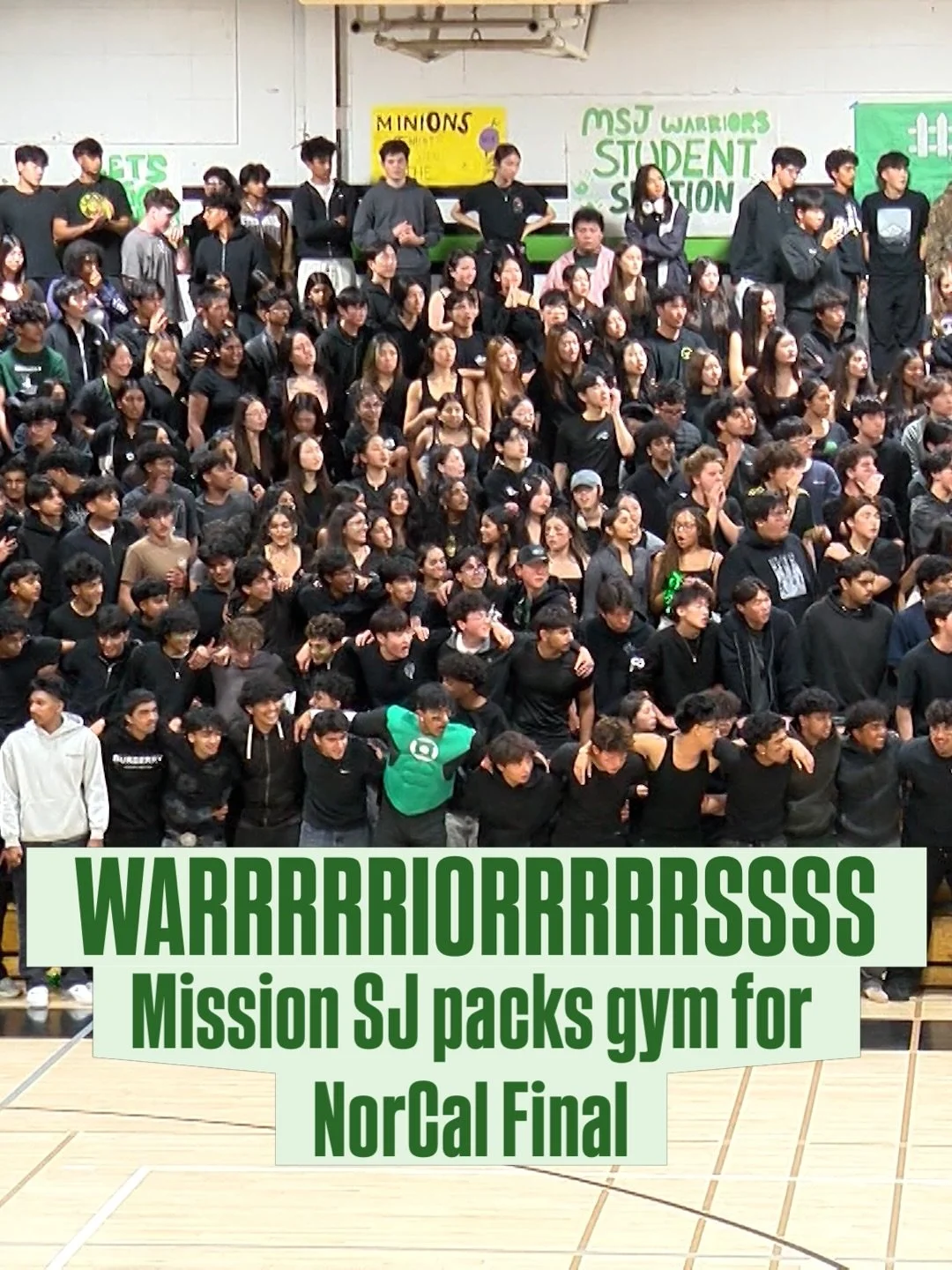 Had the gym sounding like Roarcle in 2016 🏟️ One of the biggest student sections you&rsquo;ll see 📣 The Warriors came out to support their team in the final 🙌