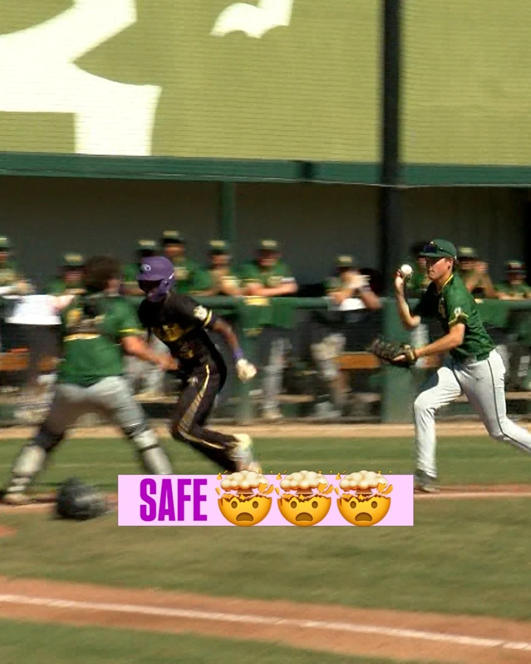 Kalen Thomas somehow gets out of the pickle and scores 🤩 @bayareatutoring Smart Play 🧠