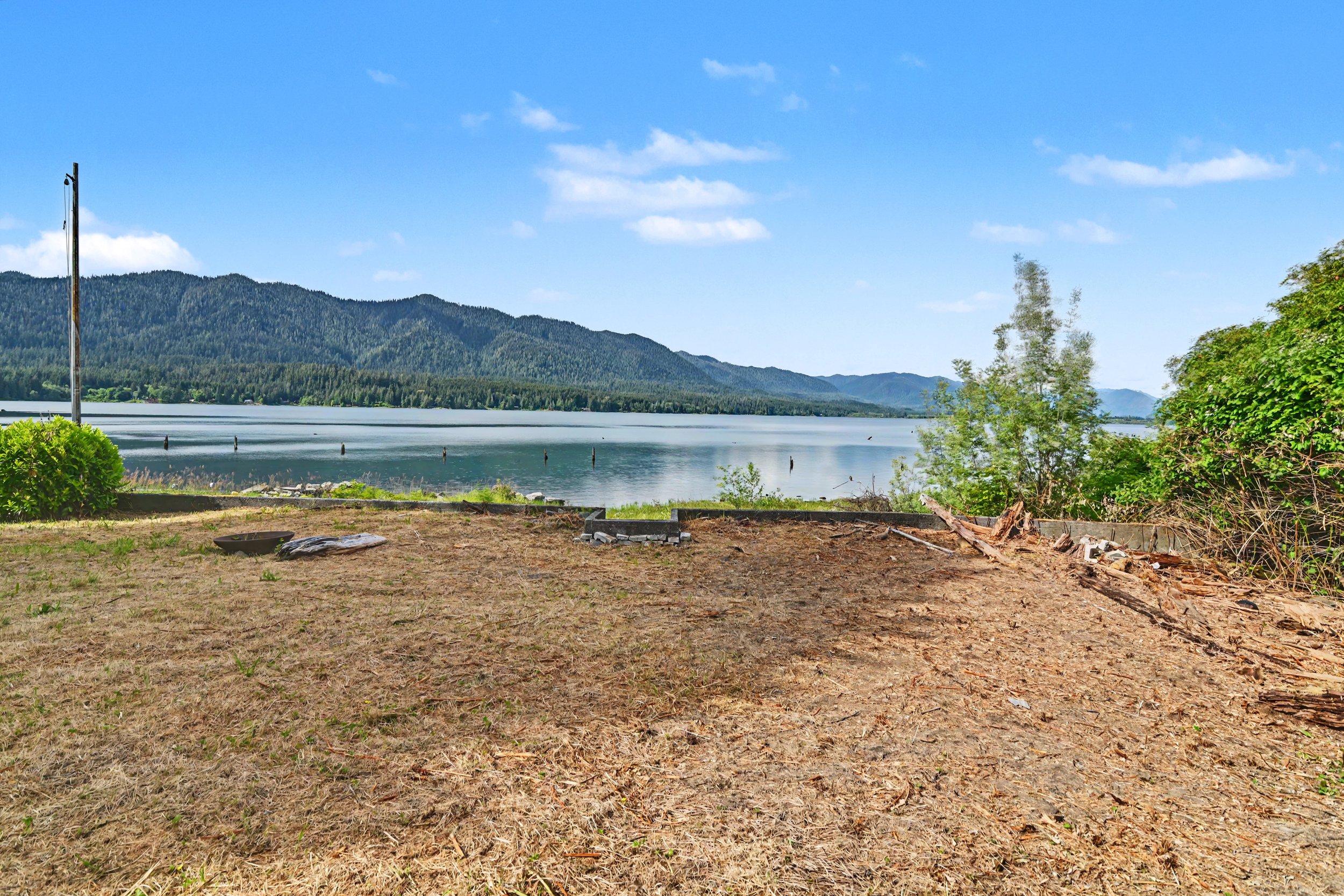 60 62 Lake Dr N-128.jpg