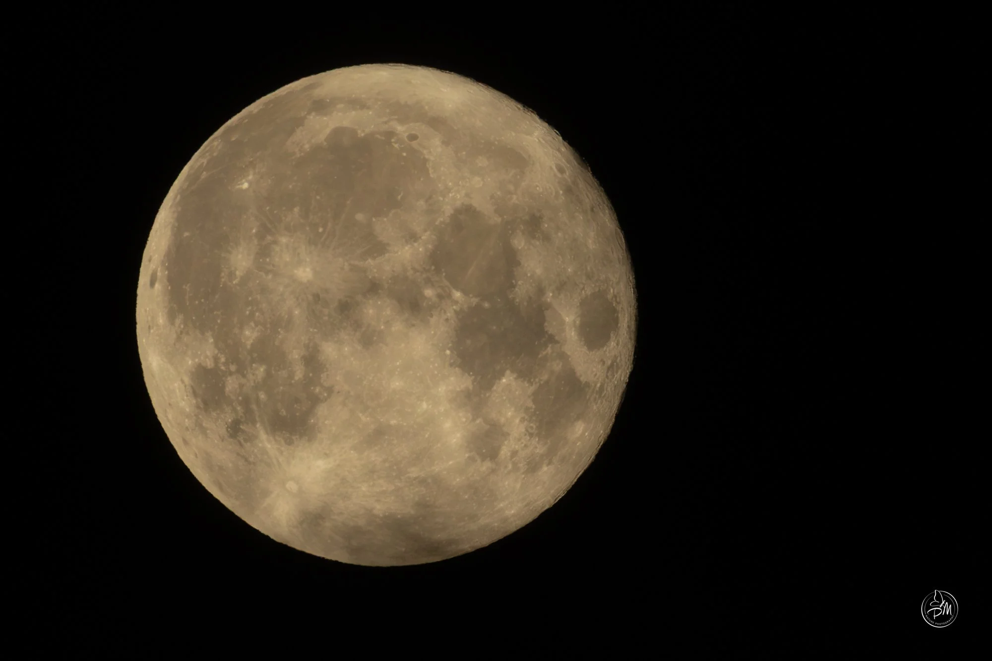 20260502-025345-Moon May 1 2026-3-7.jpg