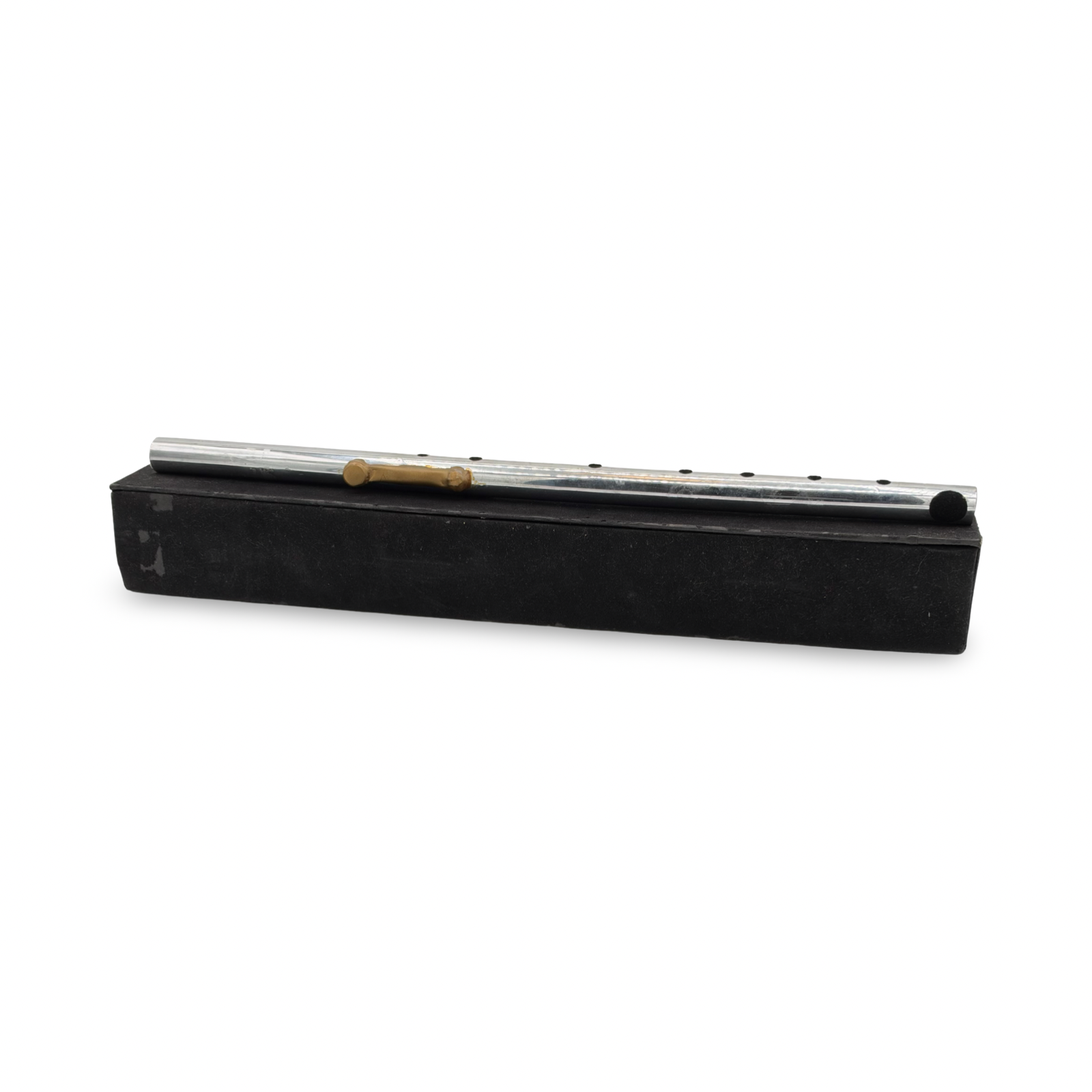 Floating Flute. Tannen’s Magic, New York.