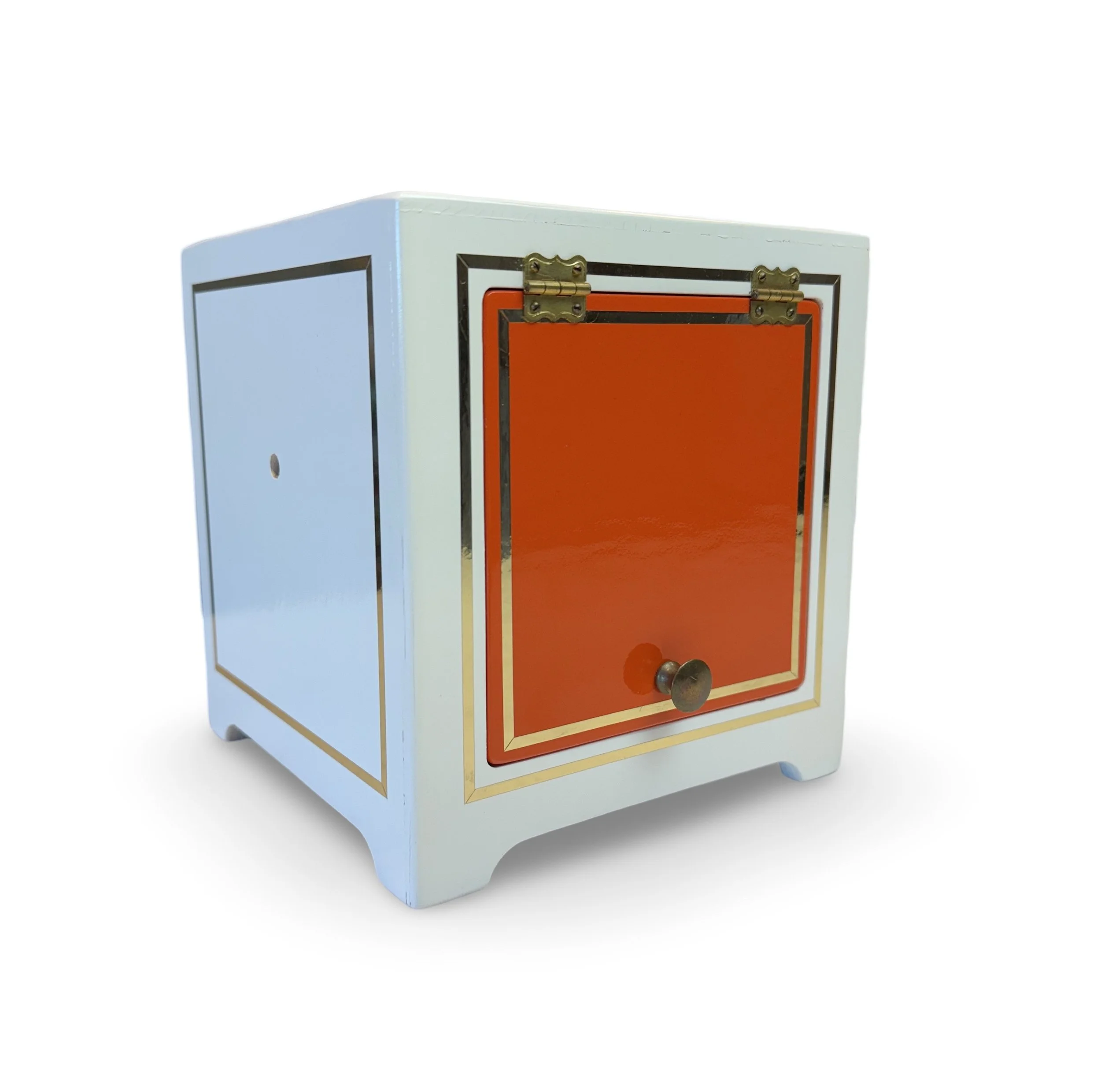 Ring in Orange Cabinet. Sun Valley: Milson-Worth, ca. 1980s.