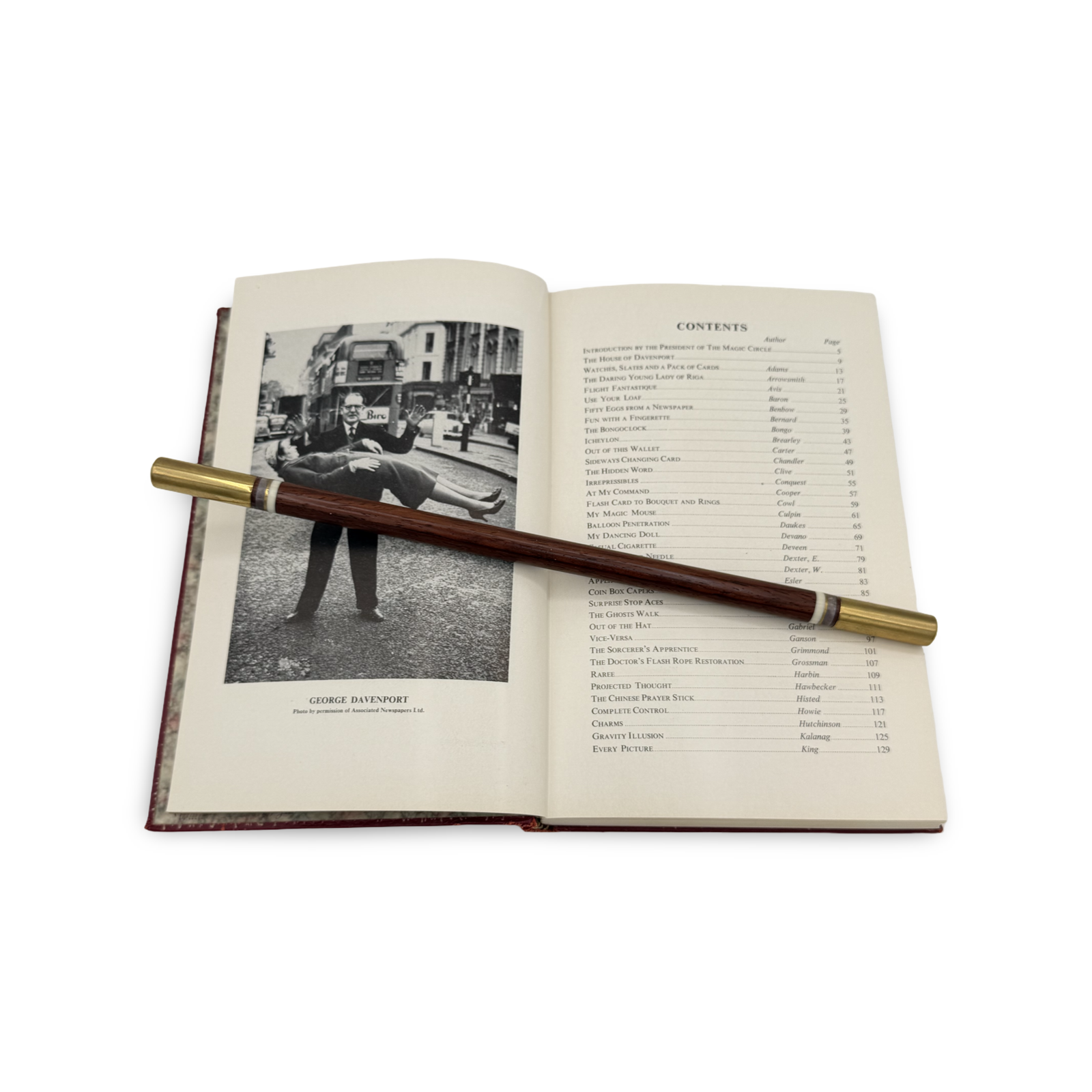 The Davenport Book. Magic Circle Magic 1963