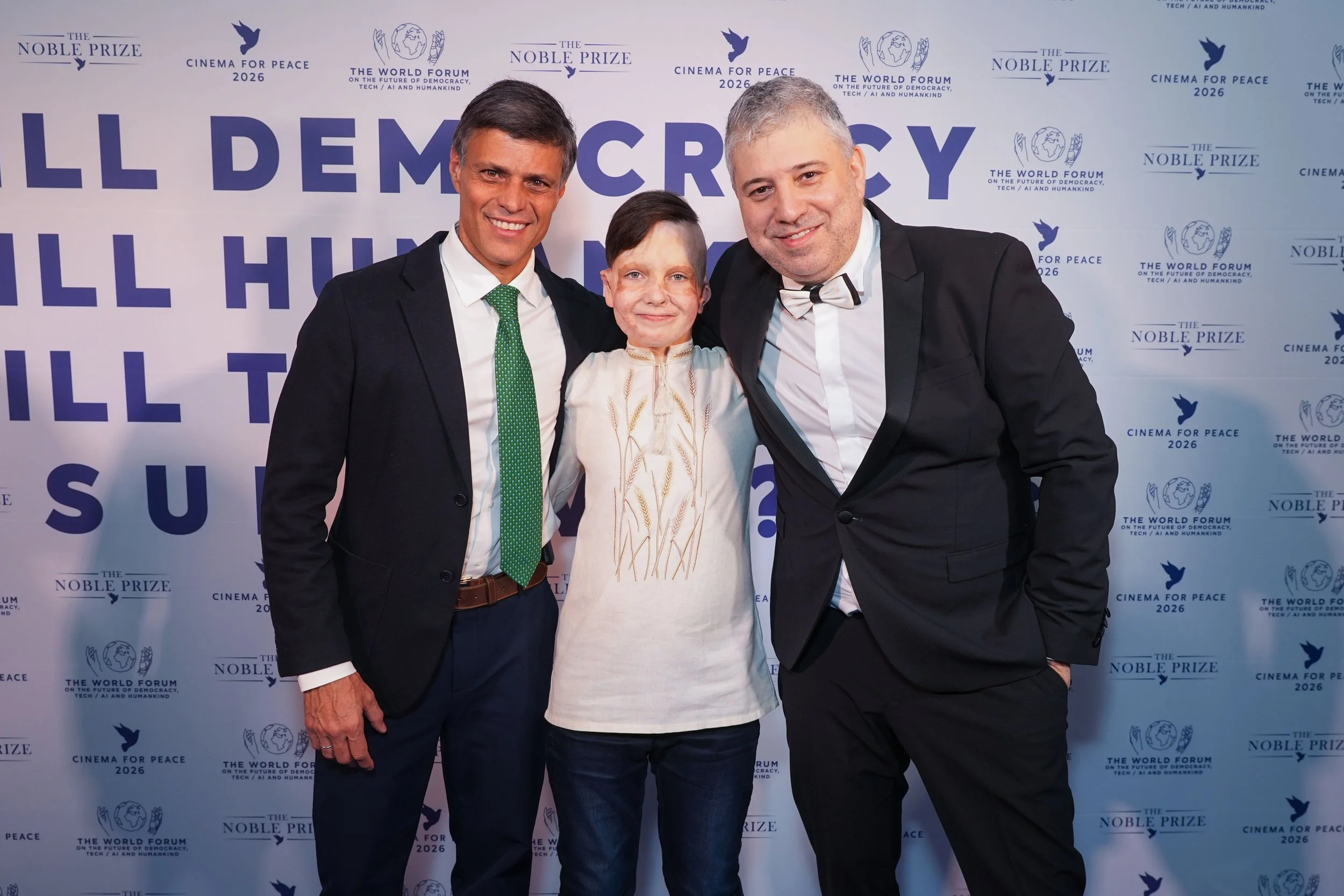 Leopoldo Lopez oposition leader, Roman and Evgeny 01.jpg