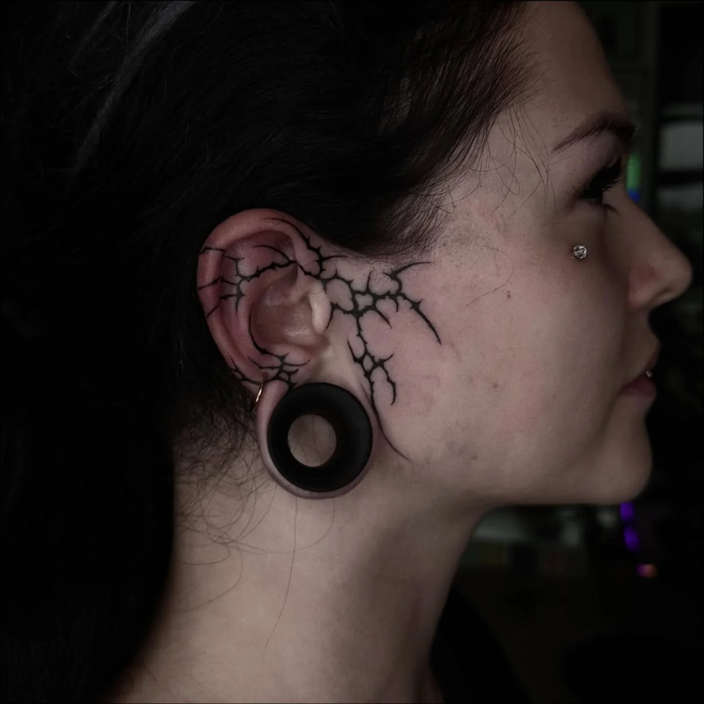 Freehanded ear bangers 🕸️🕷️🕸️ thank you so much @morticia_riley 
I would love to do more of these! 
Books open @honeyhoney.tattoo