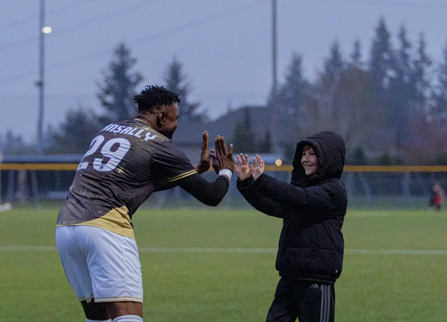 The joy of the game ⚽️ 📸

Last year, I was re-introduced to the sport of soccer! I&rsquo;ve been able to witness (and capture) moments that have had a larger impact than just the match. Soccer is more than a sport, it&rsquo;s a community builder.