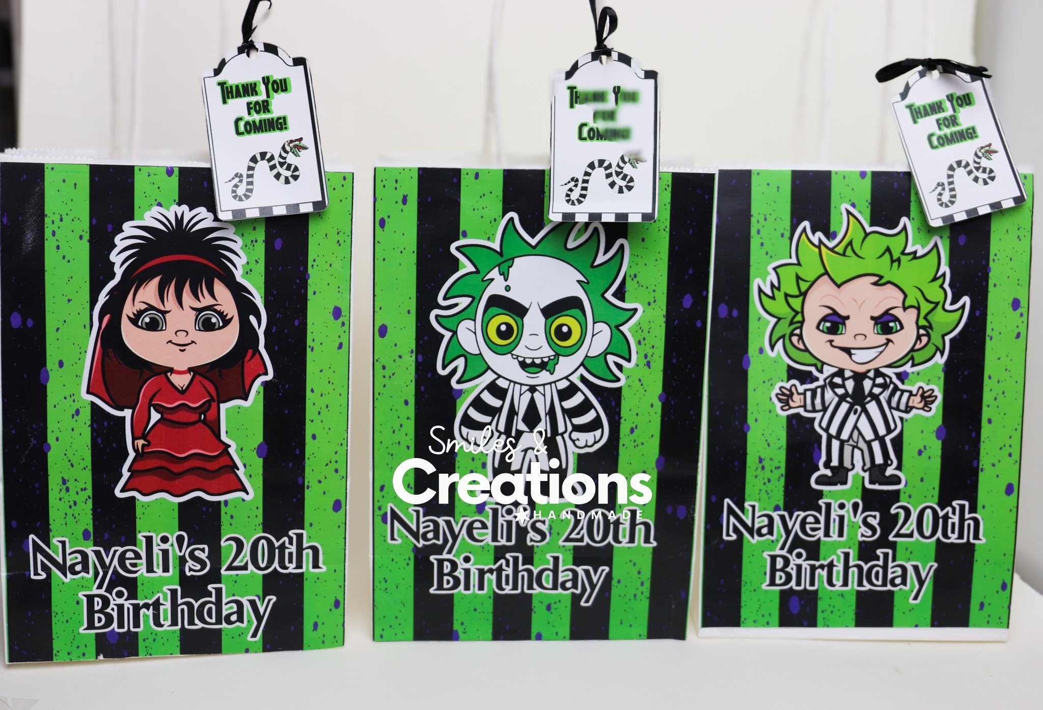 🖤 Beetlejuice Birthday Treats! 💚

Say his name three times and get ready for a spooky celebration! These Beetlejuice-themed treat bags are perfect for a unique birthday bash.

#Beetlejuice #BirthdayParty #PartyFavors #TreatBags #KidsParty #Personal