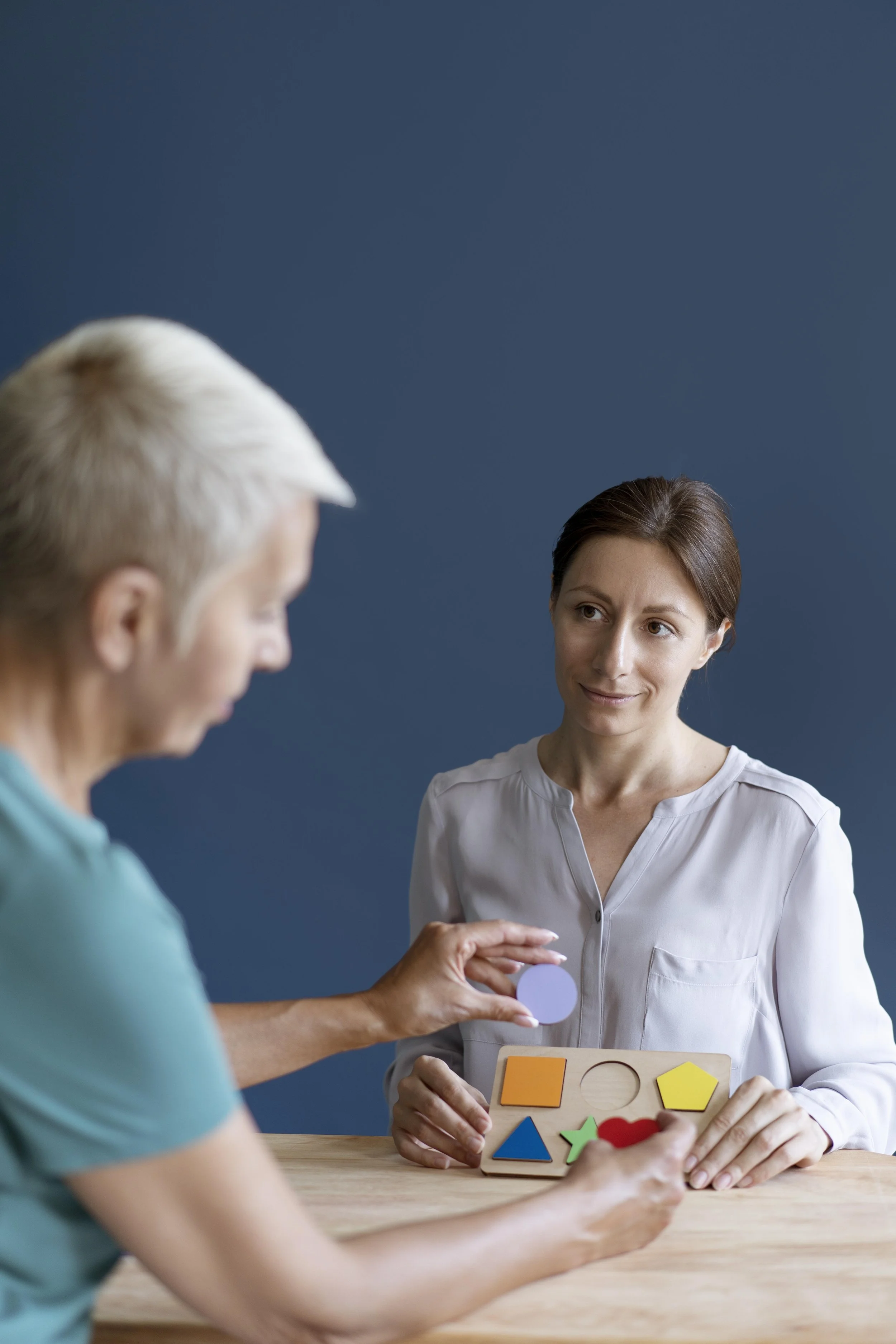 woman-doing-occupational-therapy-session-with-psychologist (2).jpg
