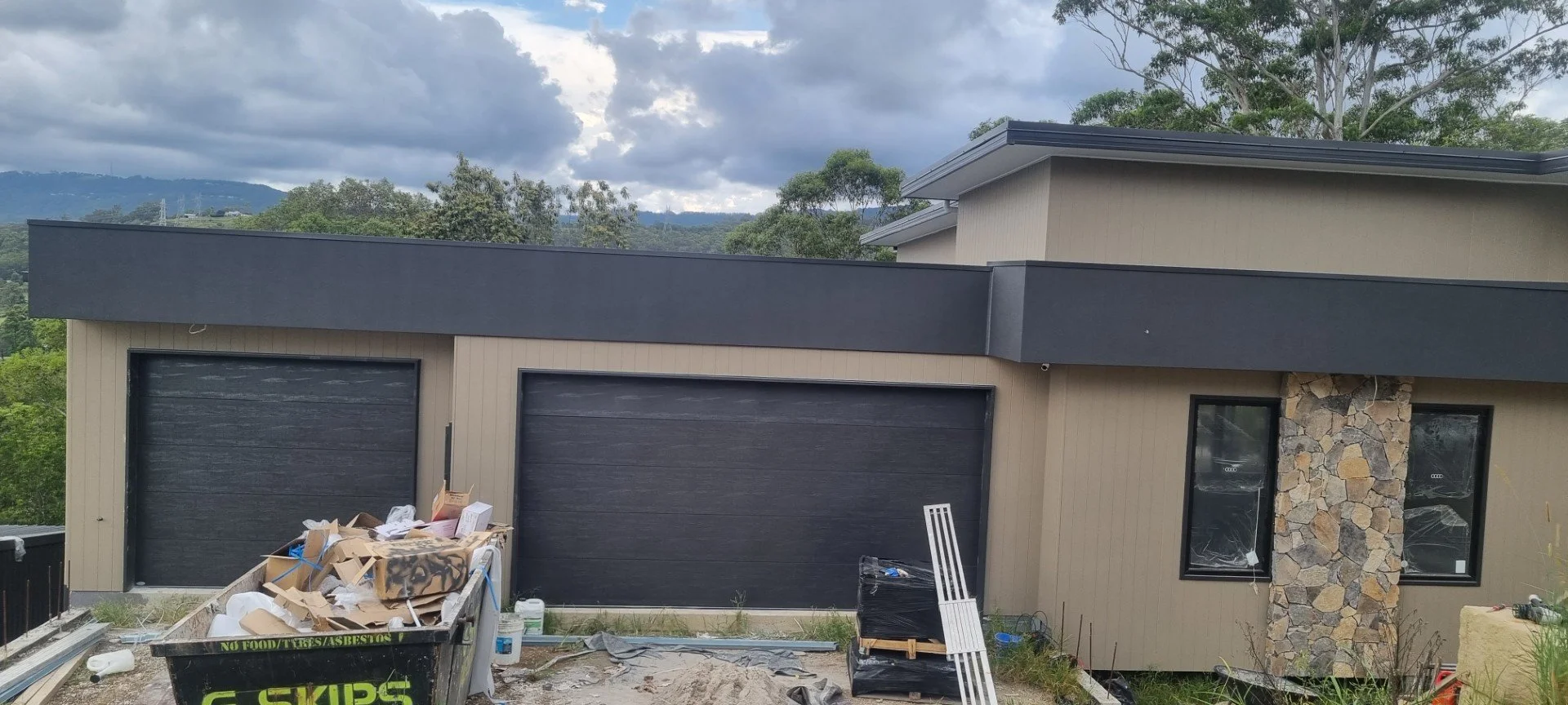 new build 1 x single & 1 x double garage door.jpg