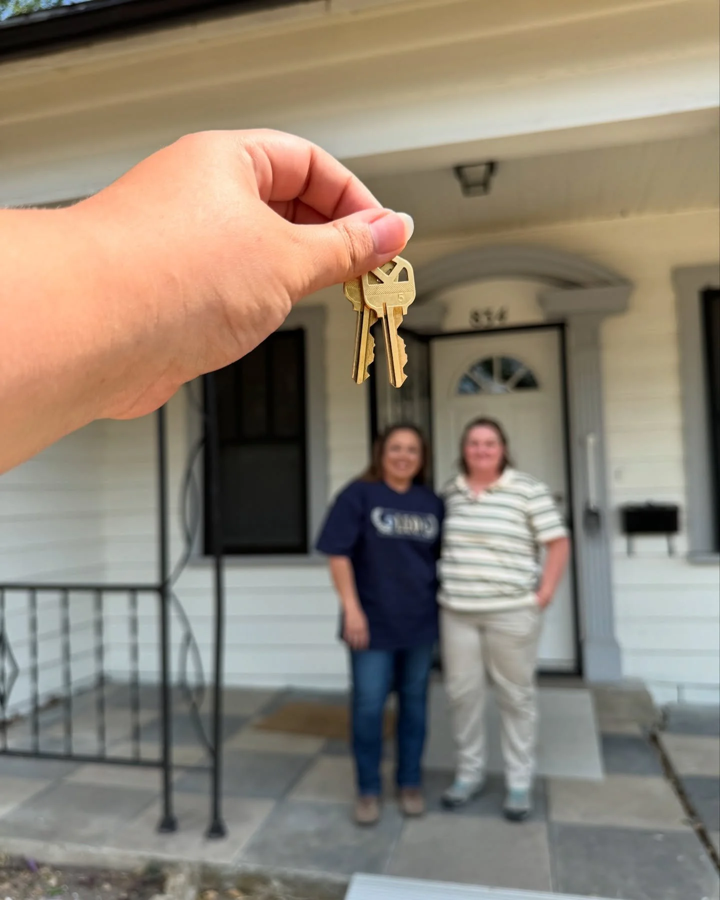 Helping dreams bloom in San Antonio 🌸🏡
At Rancho De Los Flores, we helped our clients step into their future home with a rent/buy option&mdash;where their monthly rental payments go towards the purchase of the home.

We believe homeownership is for