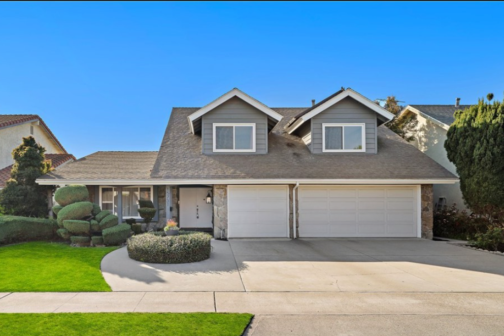 15731 Grey Oaks St, Westminster, CA 92683