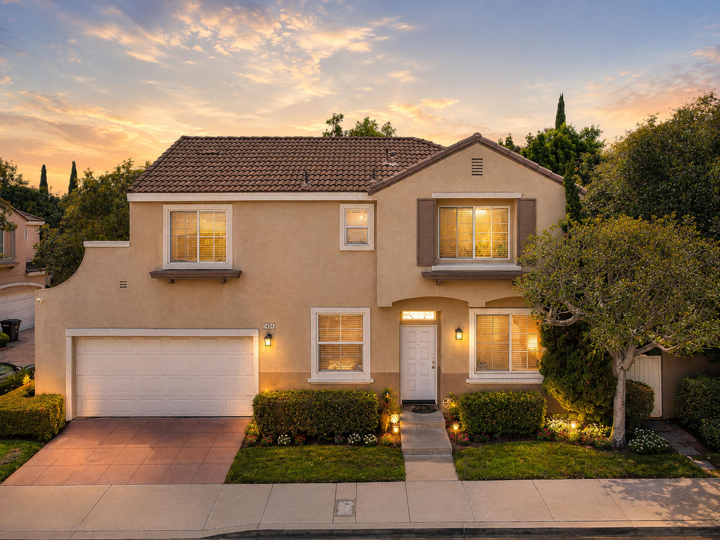 1845 Raymond Ave, Signal Hill, CA 90755