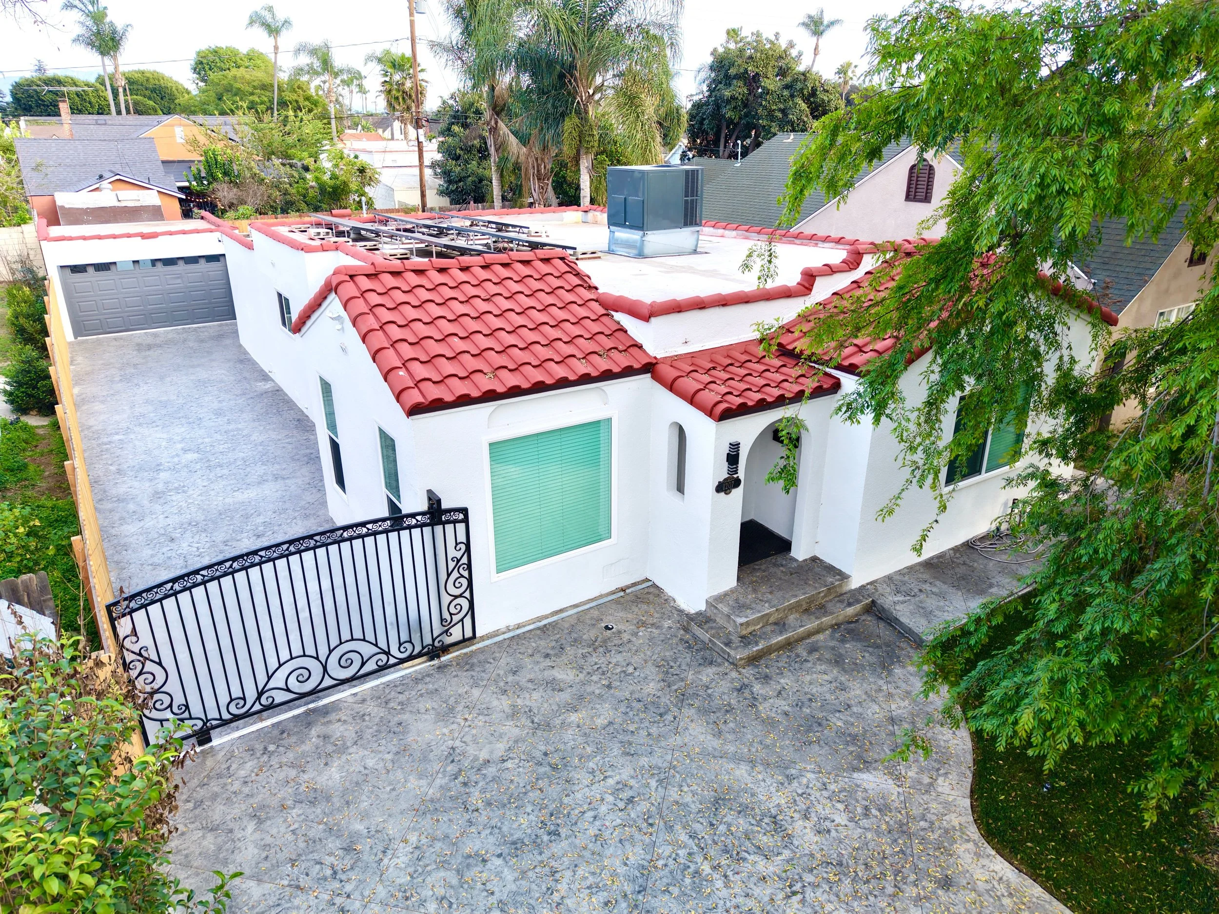 1207 S Van Ness, Santa Ana, CA 92707