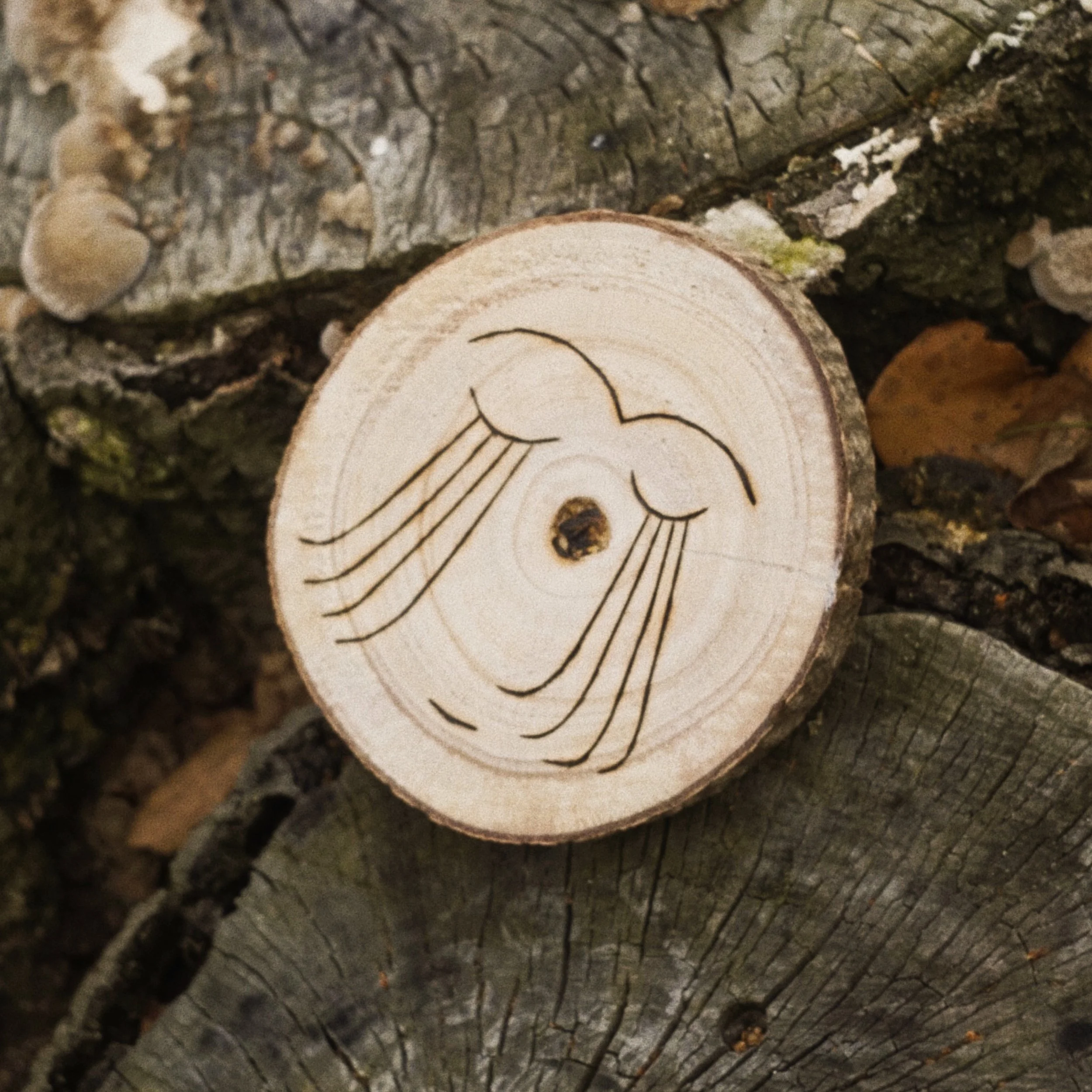 CALMFACE wooden coaster