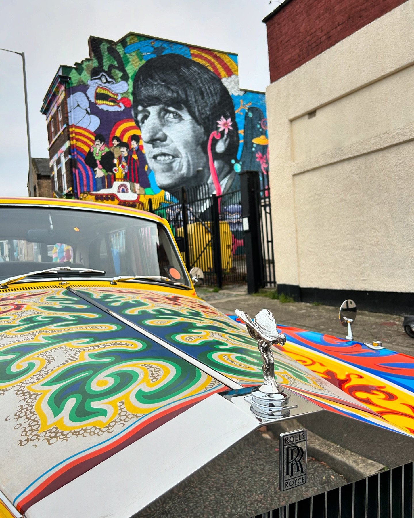 Here comes the sun&hellip; and a whole lot of style! ☀️🎶 Nothing says classic like a Rolls-Royce with a psychedelic twist and a bit of Beatlemania in the background! 🌈