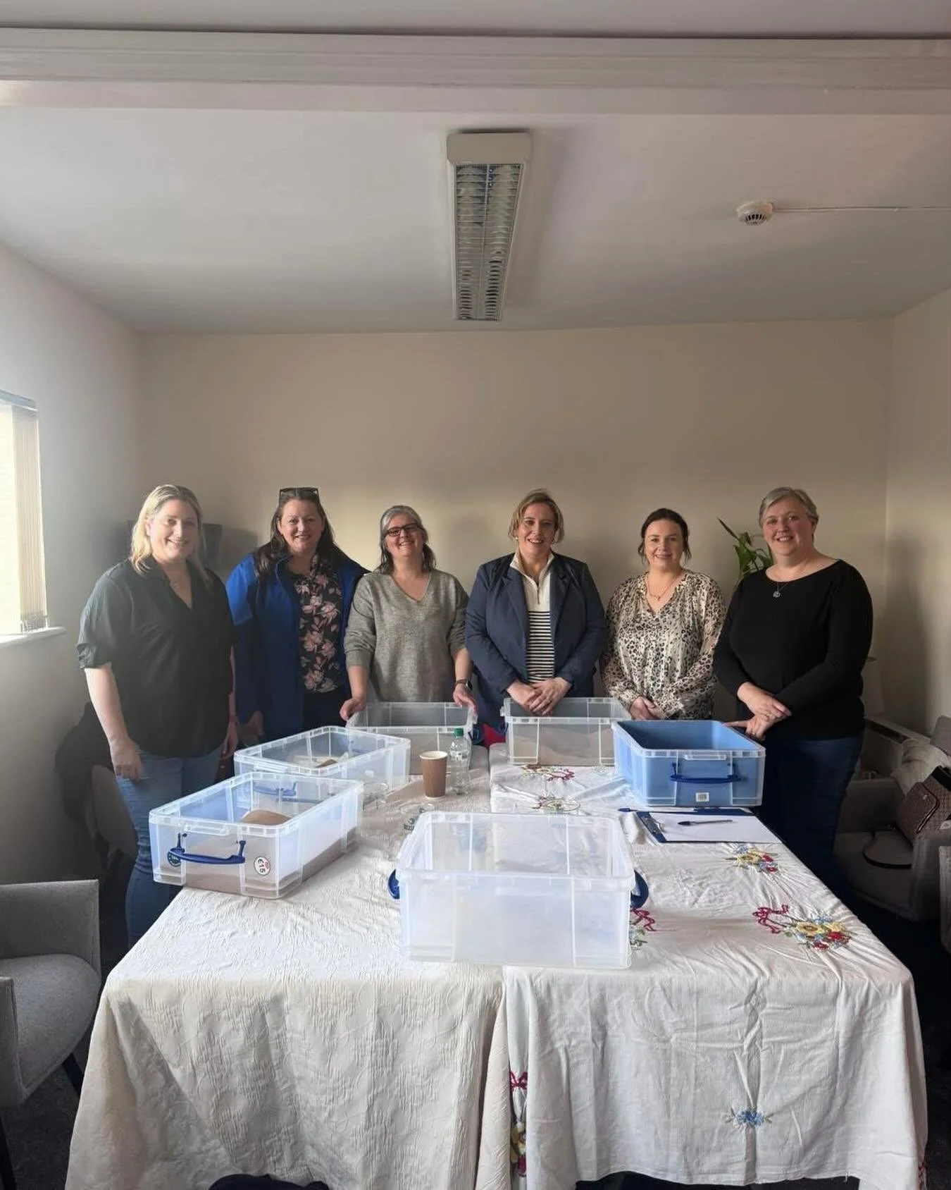 Recently, I met some great ladies at a Sand Tray Therapy workshop delivered by Cherry Blossom Therapy. I was always fascinated by Sand Tray Therapy and this workshop met my expectations and more.  Sand Tray Therapy can be an excellent creative medium