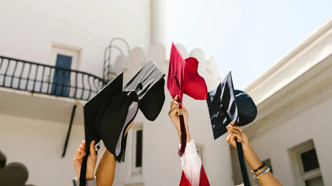 From Campus to Career: Why College Seniors Choose Nexus Harbor&nbsp;Consulting