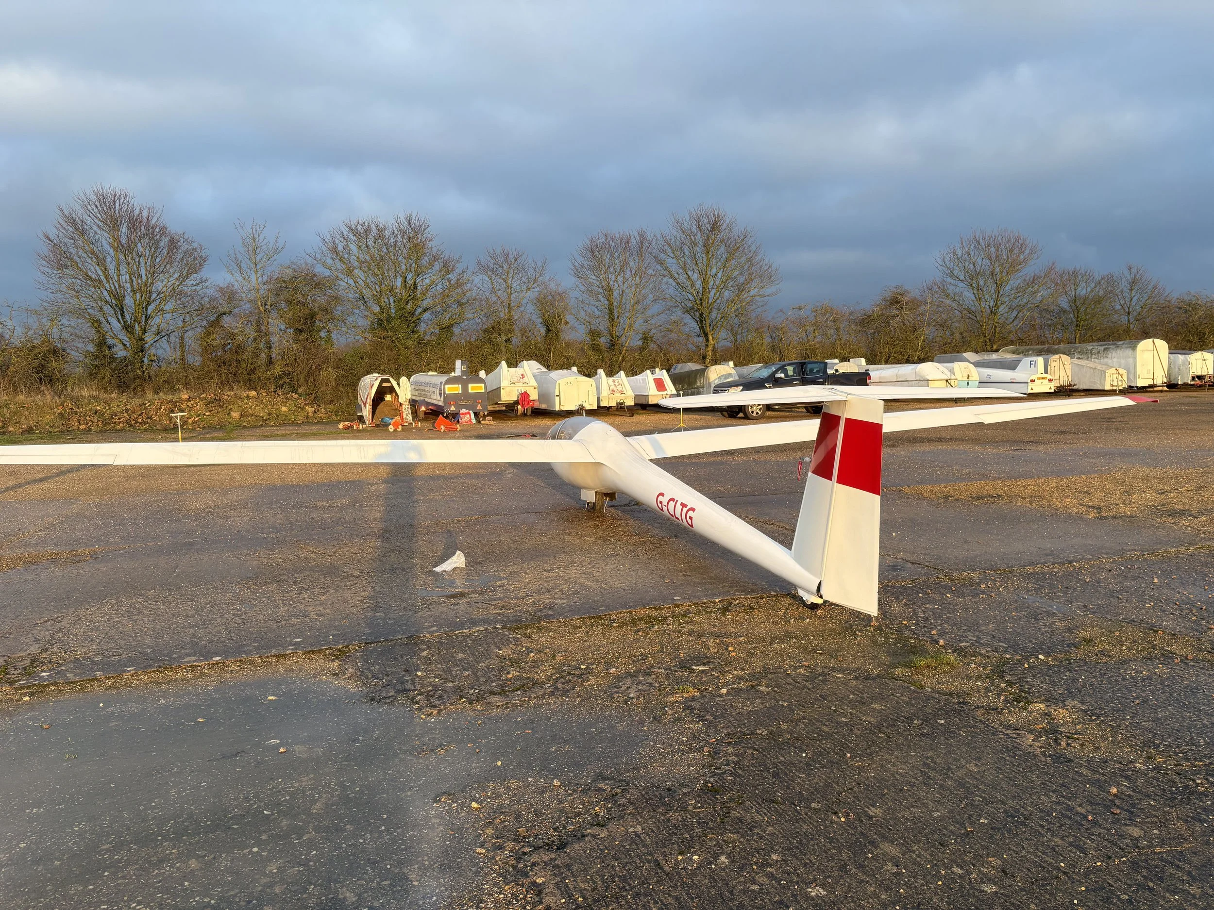 G-CLTG Rear Quarter
