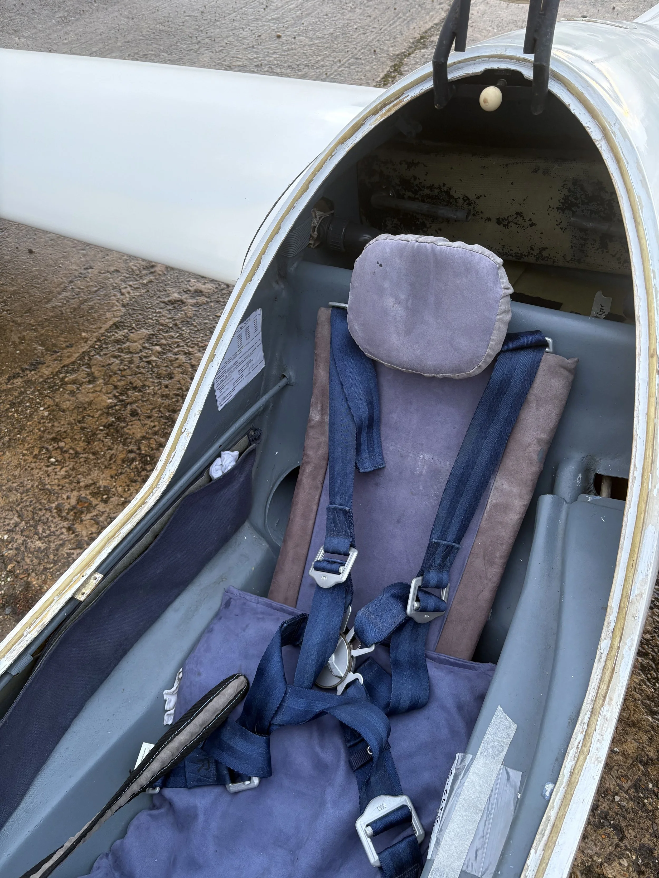 G-CLTG Rear Cockpit