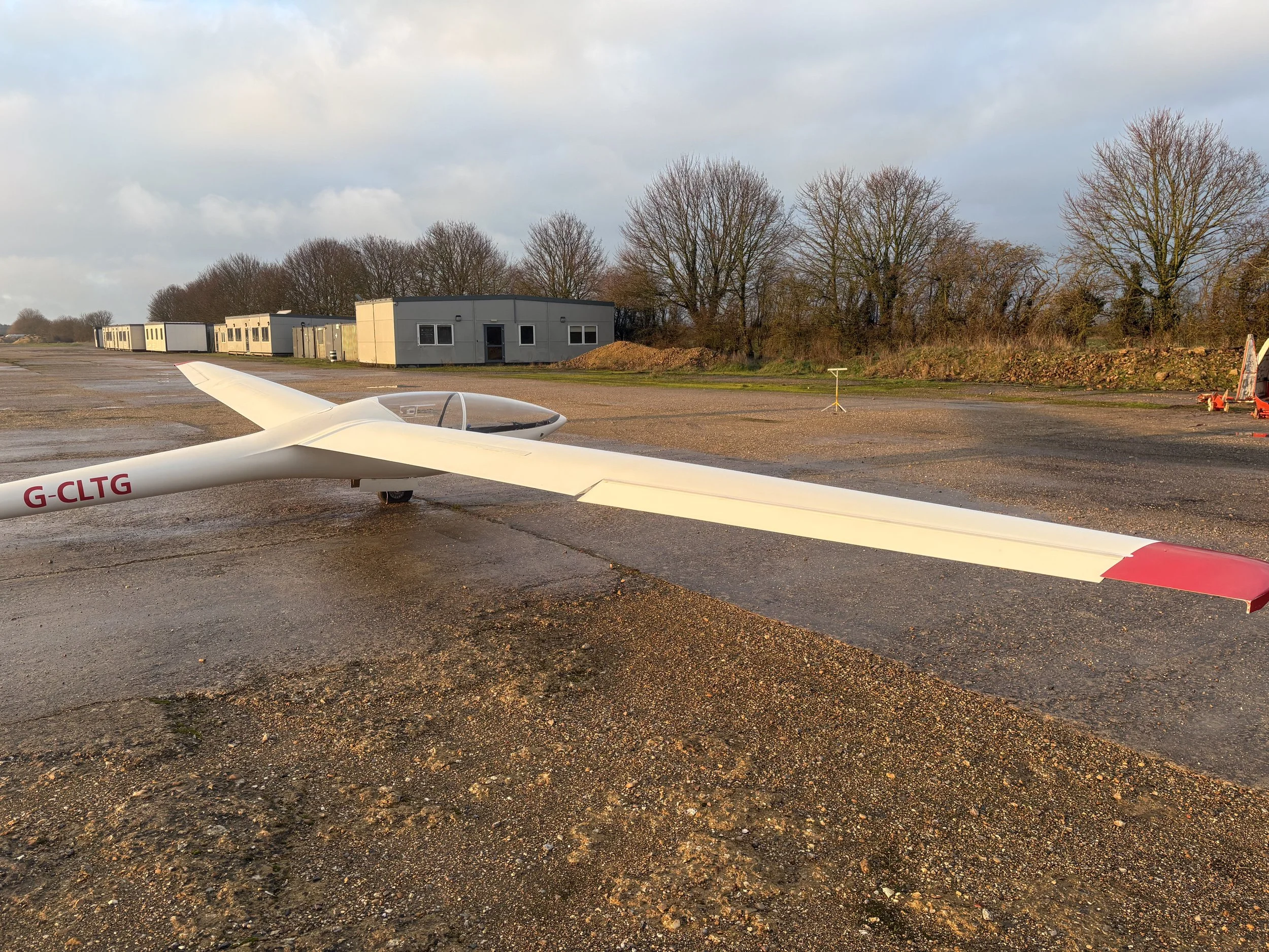 G-CLTG Right Wing
