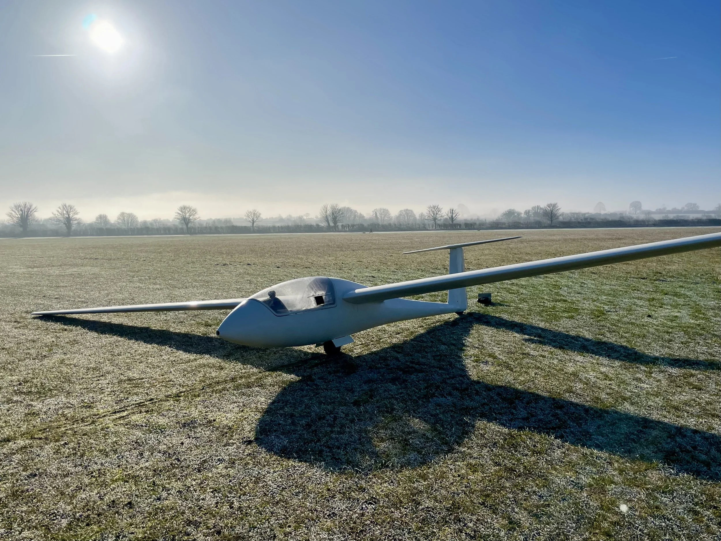 Std Cirrus 75 Front Qtr.jpg